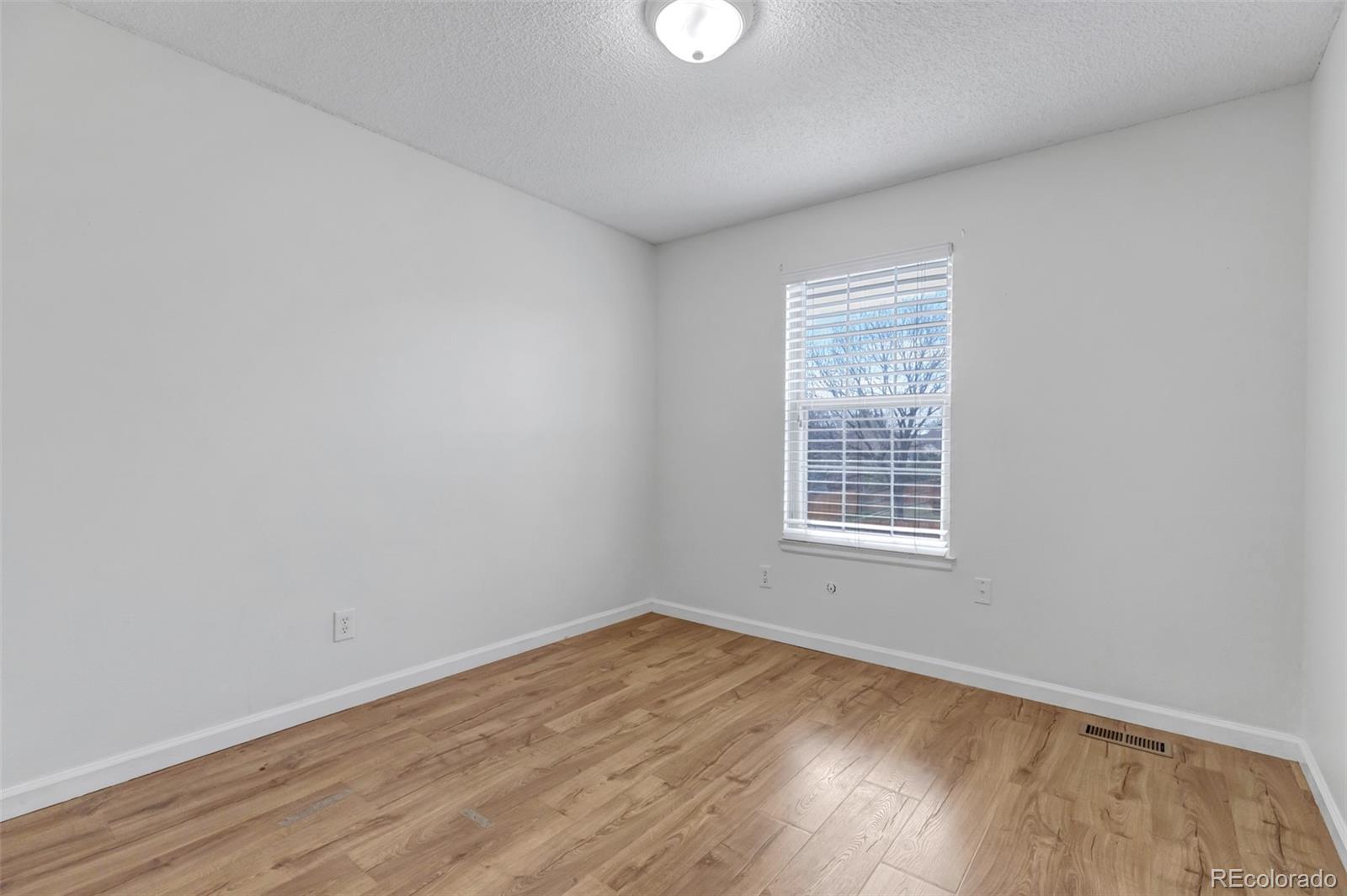 MLS Image #23 for 19284 e amherst drive,aurora, Colorado
