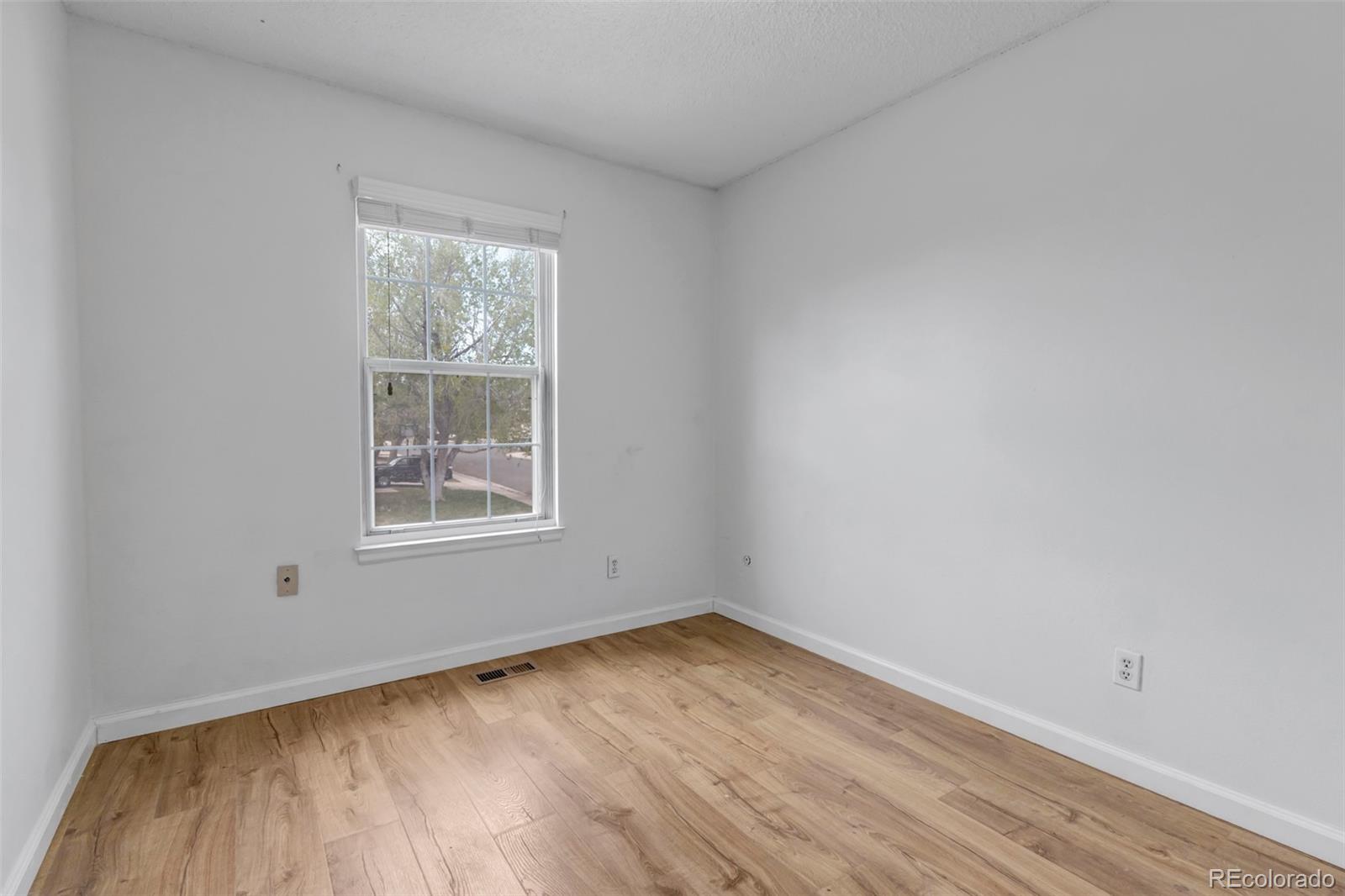 MLS Image #24 for 19284 e amherst drive,aurora, Colorado