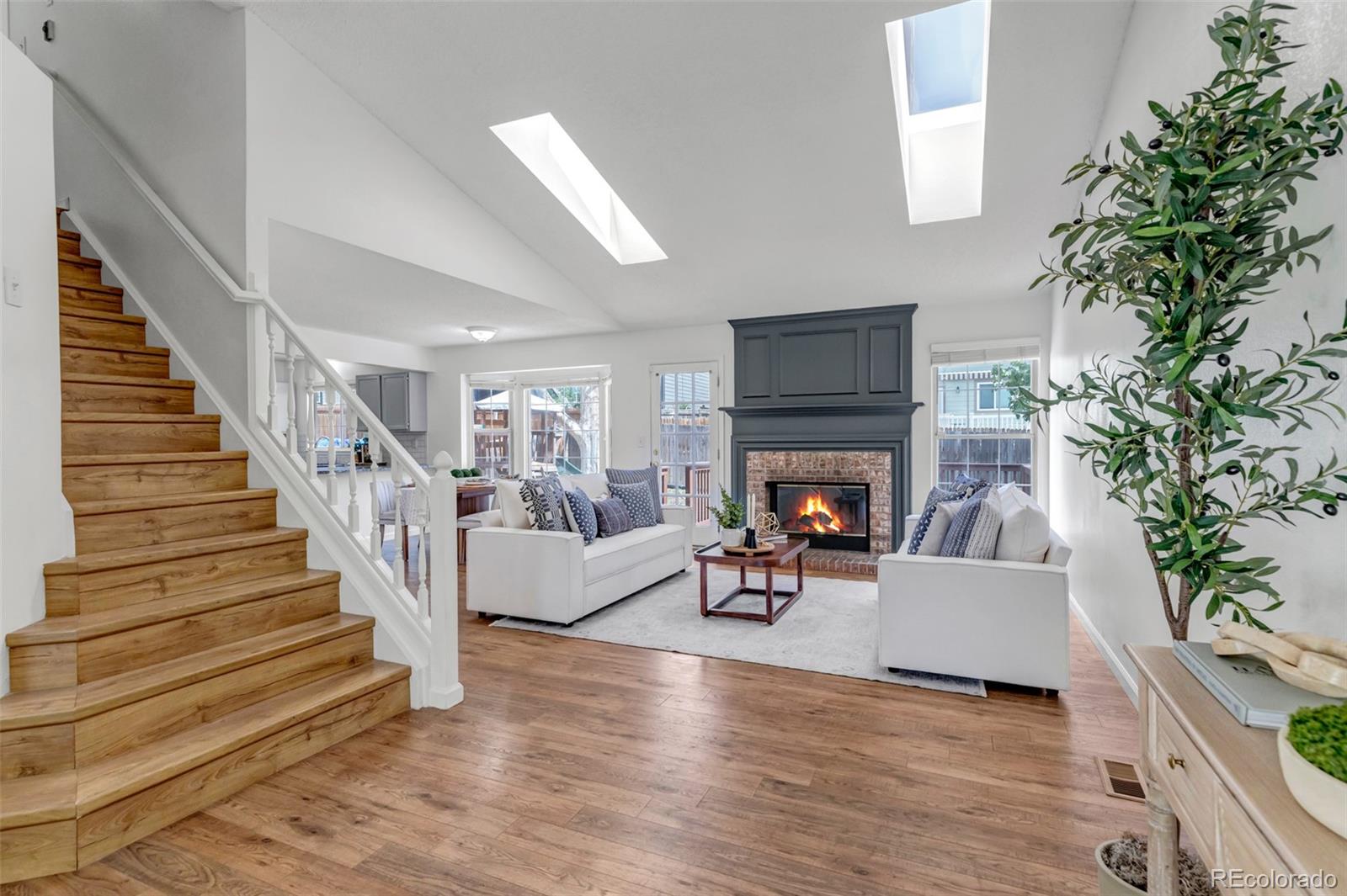 MLS Image #4 for 19284 e amherst drive,aurora, Colorado