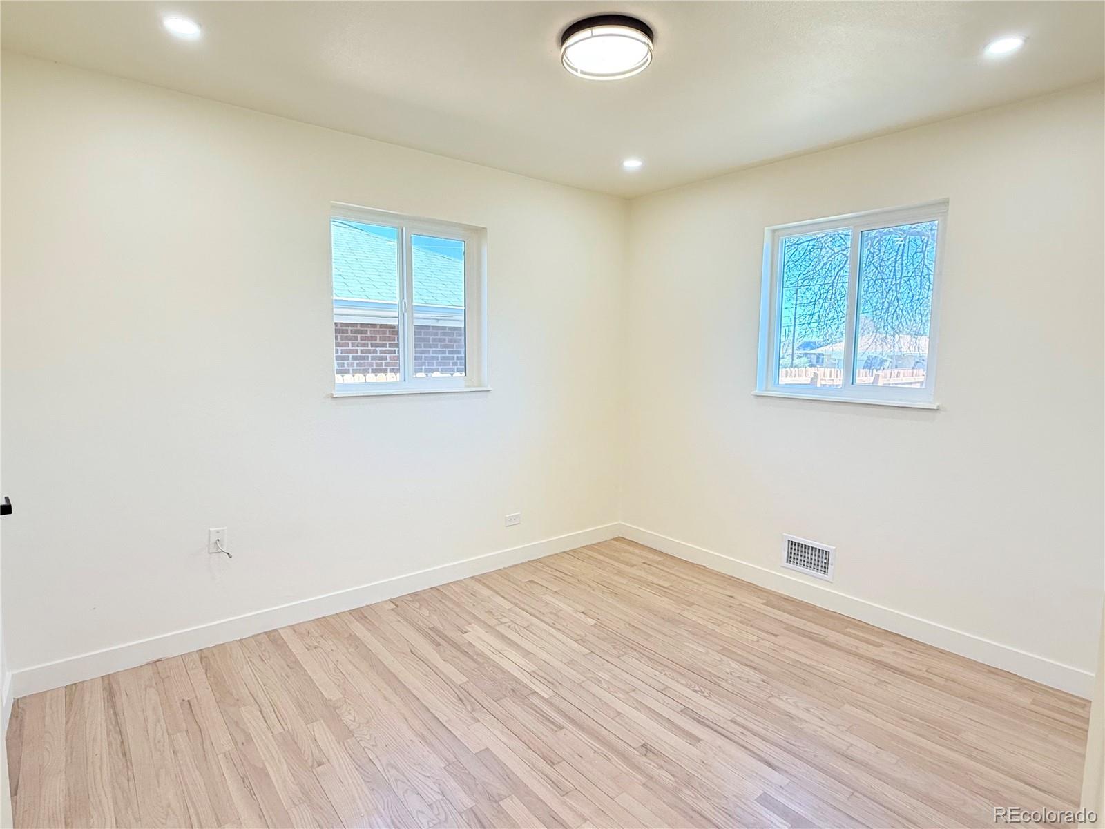 MLS Image #5 for 3280  leyden street,denver, Colorado