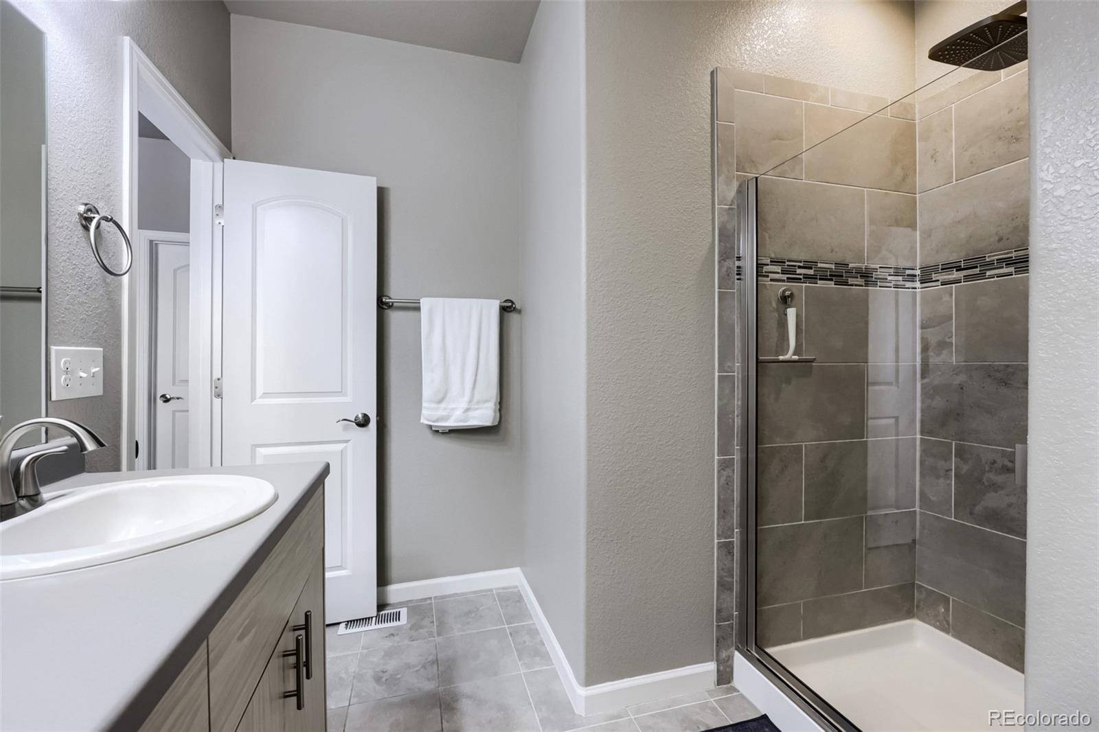 MLS Image #12 for 11250  florence street 8d,commerce city, Colorado