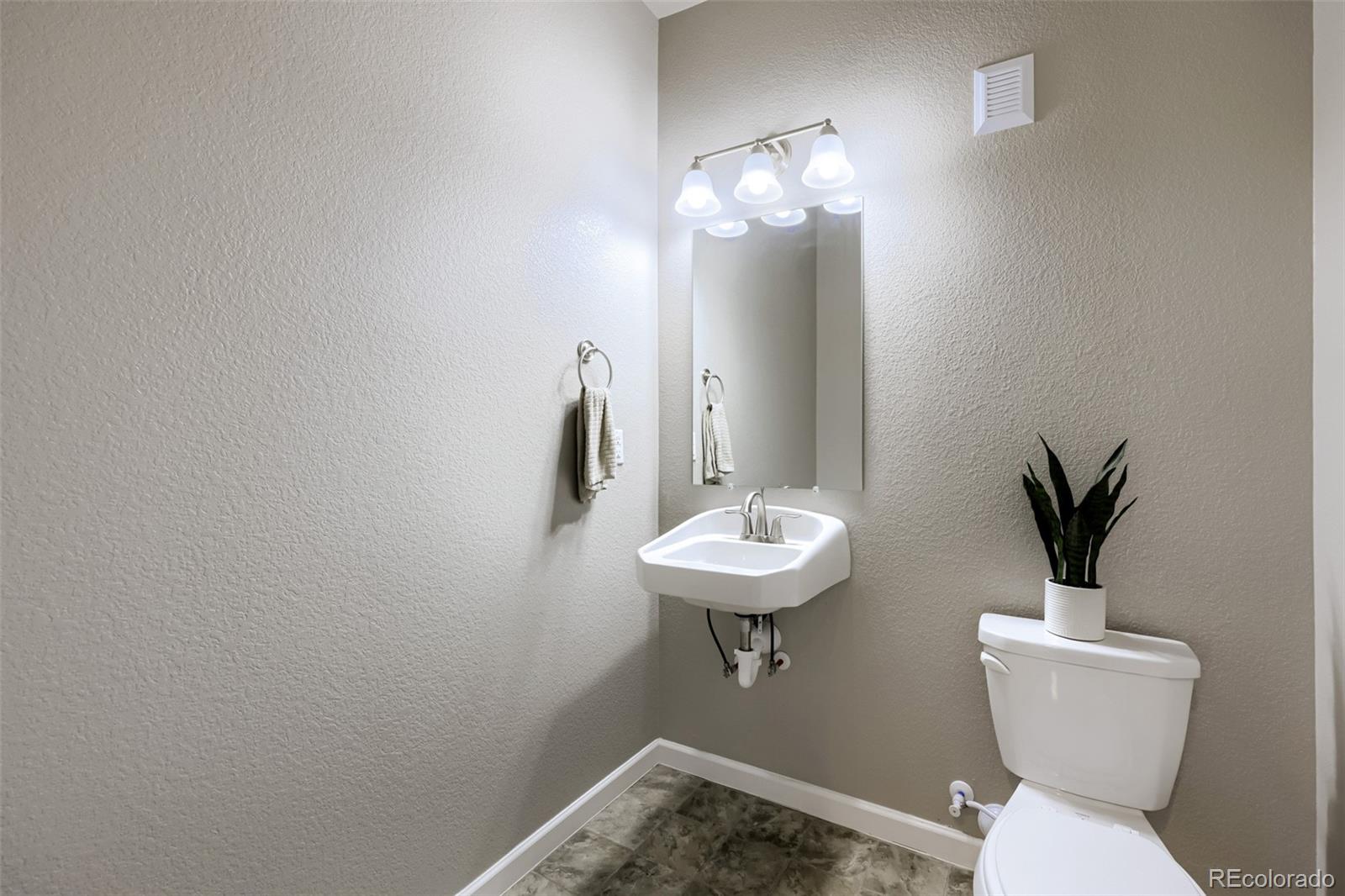 MLS Image #18 for 11250  florence street 8d,commerce city, Colorado