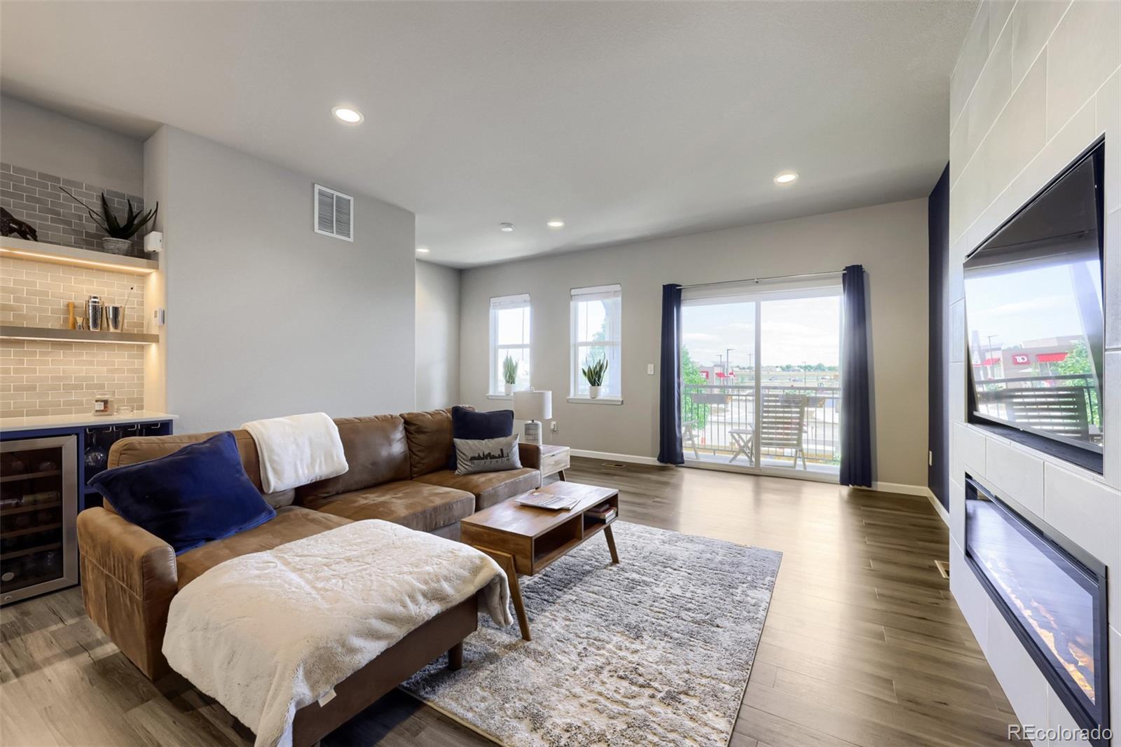 MLS Image #2 for 11250  florence street 8d,commerce city, Colorado