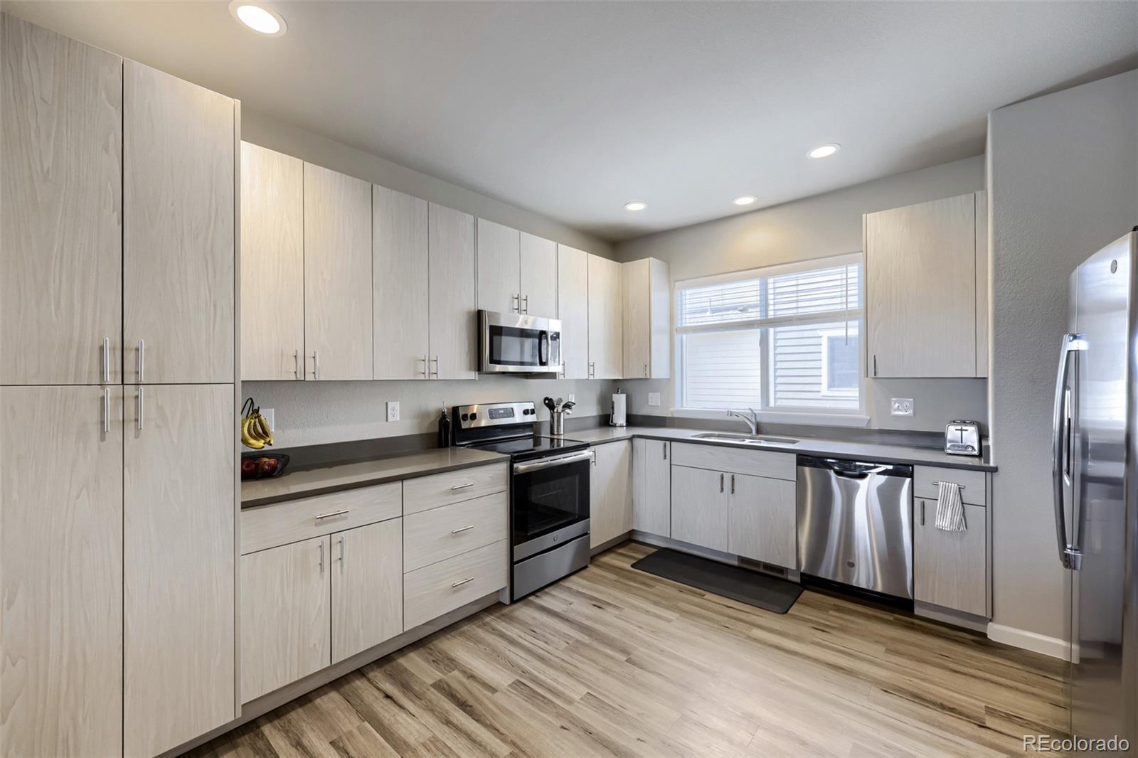 MLS Image #3 for 11250  florence street 8d,commerce city, Colorado