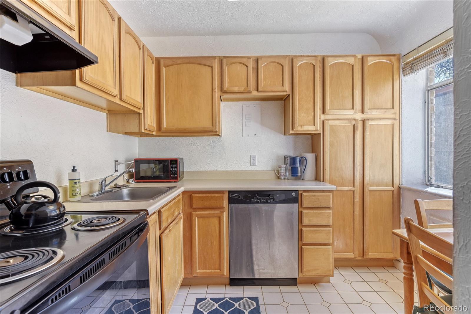 MLS Image #6 for 1130 n pennsylvania street,denver, Colorado