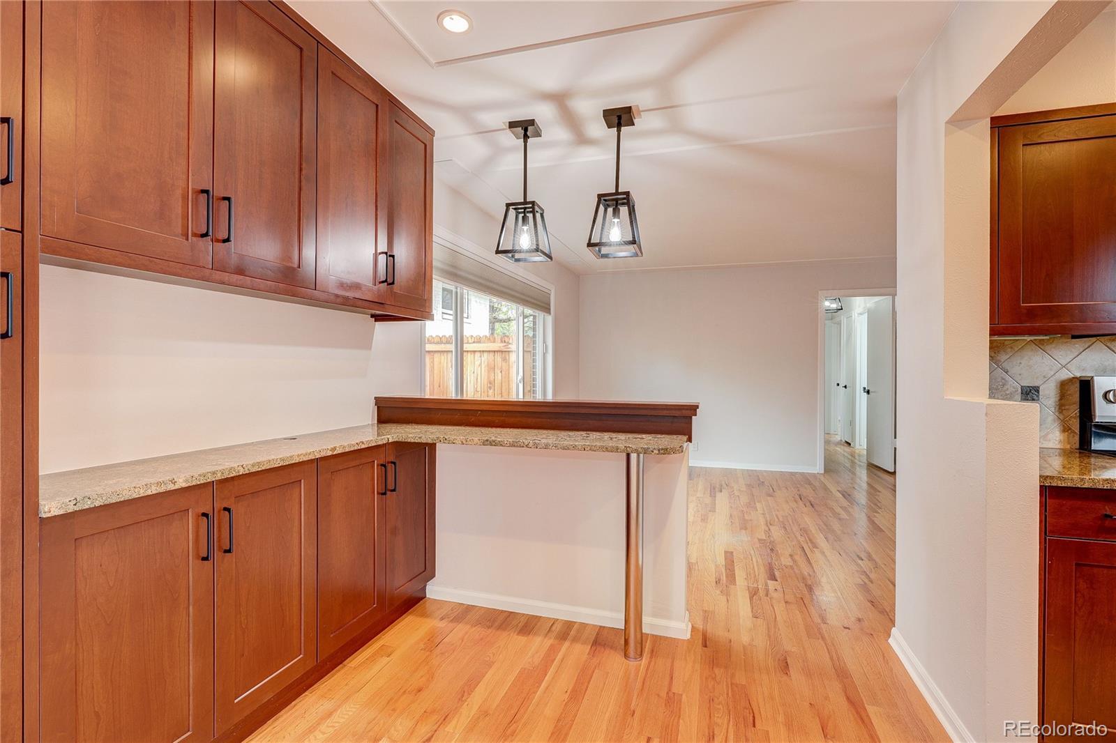 MLS Image #10 for 3064 s jasmine street,denver, Colorado