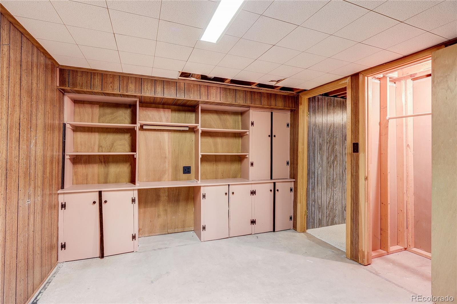 MLS Image #36 for 3064 s jasmine street,denver, Colorado