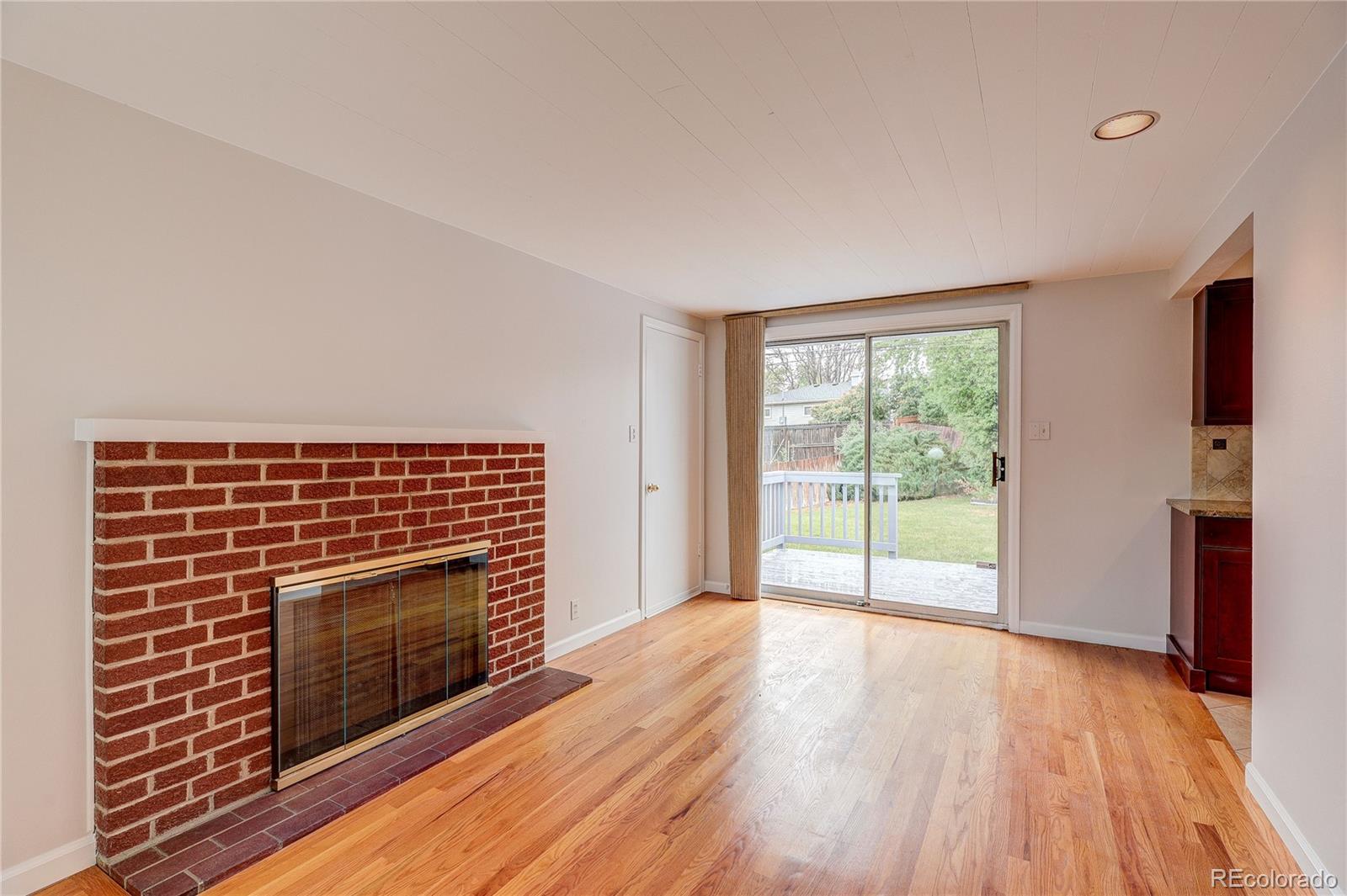MLS Image #4 for 3064 s jasmine street,denver, Colorado