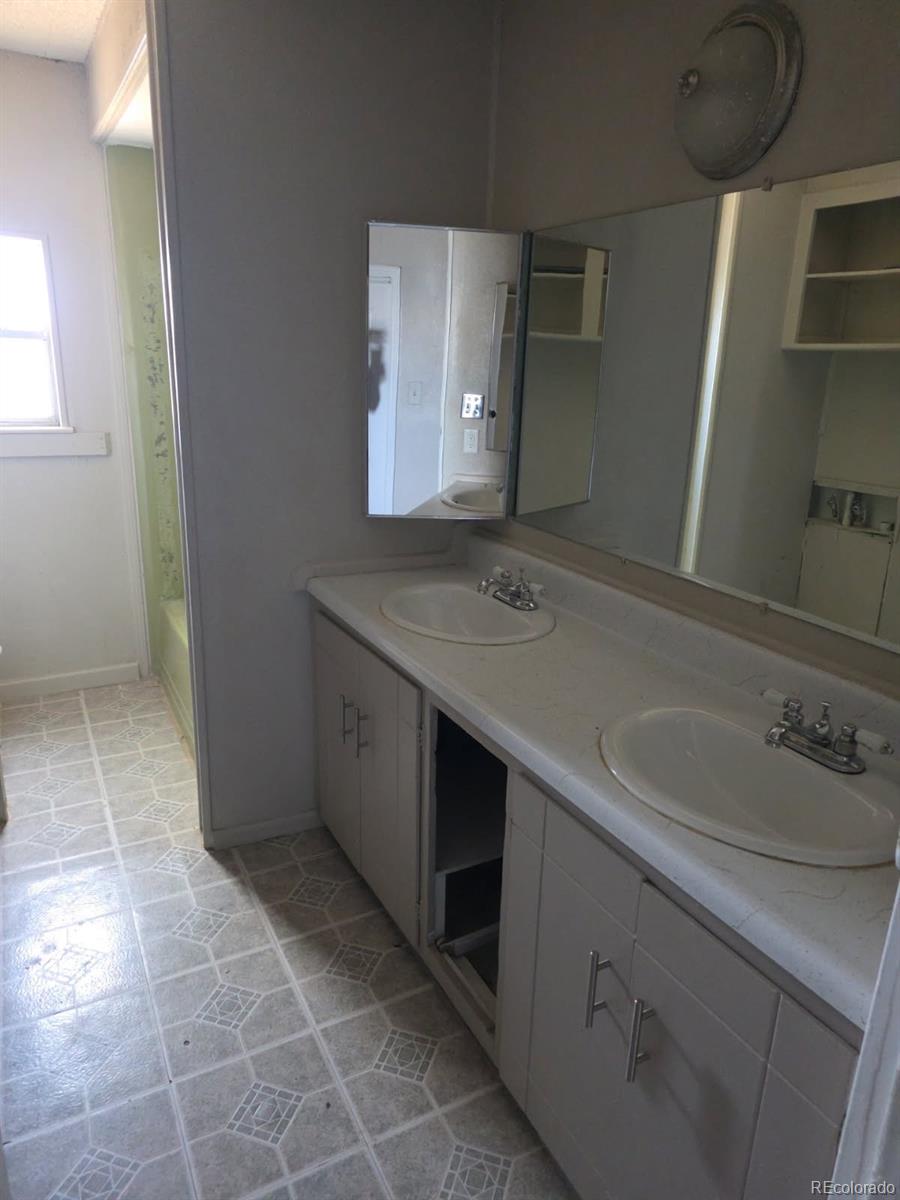 MLS Image #12 for 9025  mandel street,denver, Colorado