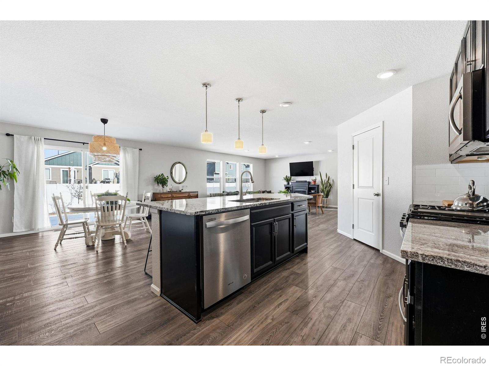 MLS Image #9 for 1496  biffle court,berthoud, Colorado
