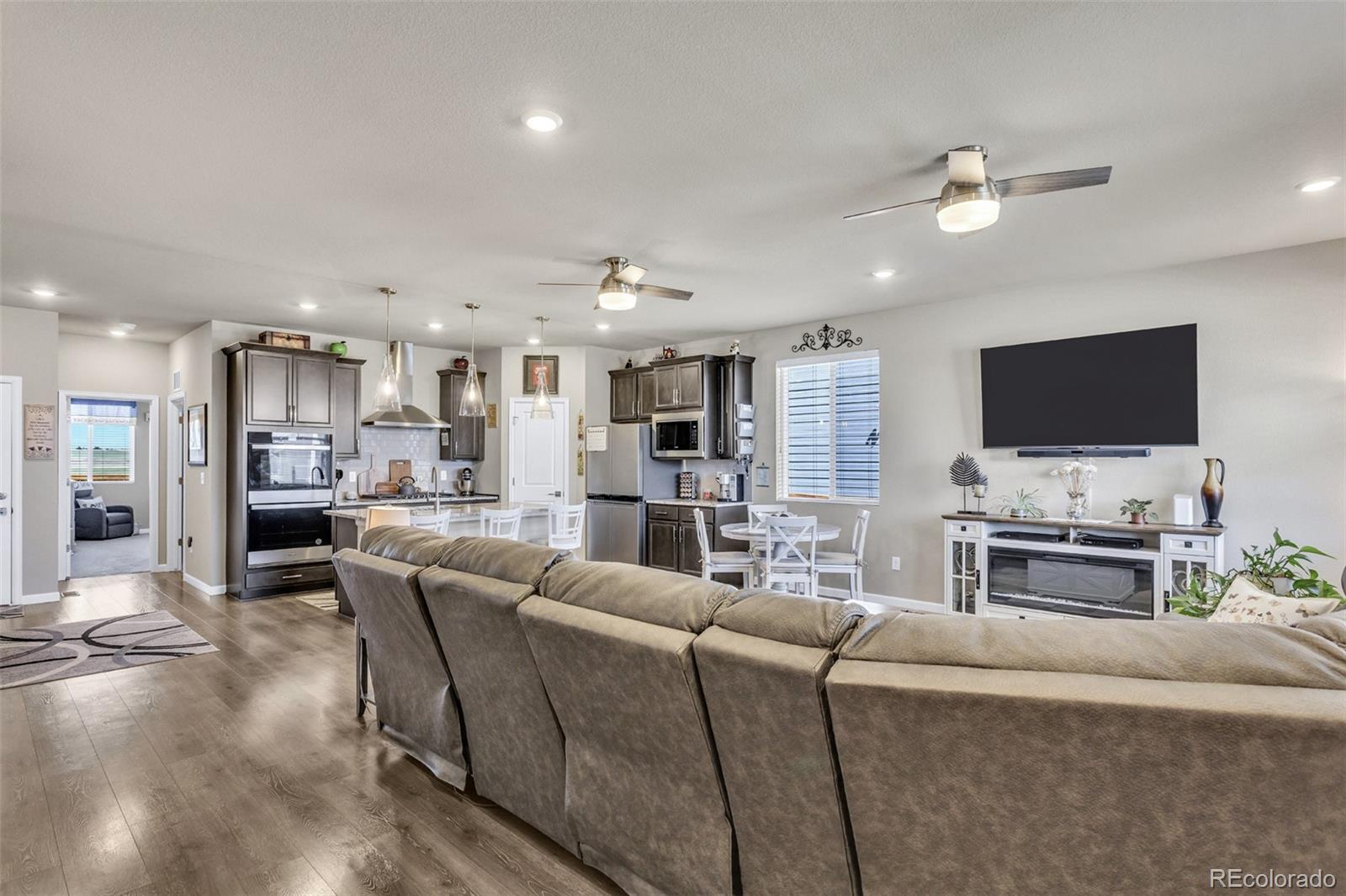 MLS Image #4 for 2959  nectar street,strasburg, Colorado