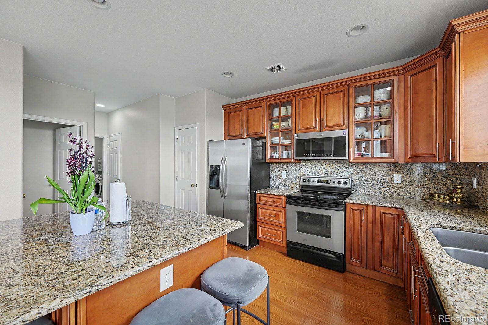 MLS Image #12 for 19551 e wyoming avenue,aurora, Colorado