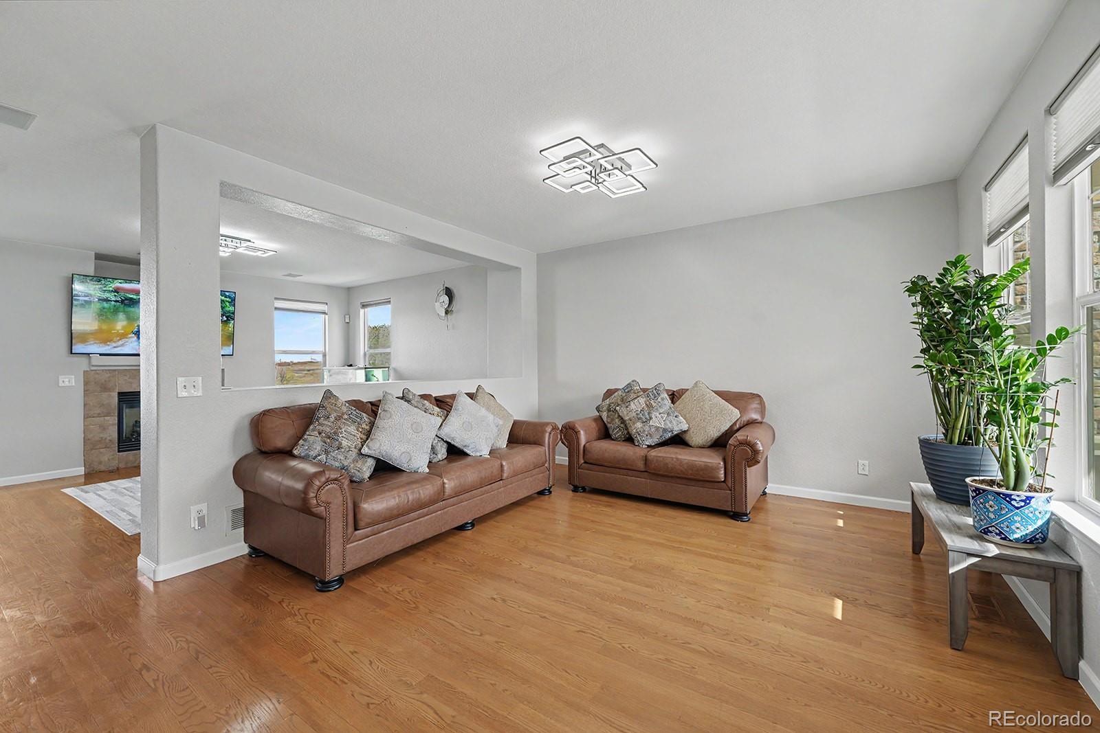MLS Image #2 for 19551 e wyoming avenue,aurora, Colorado