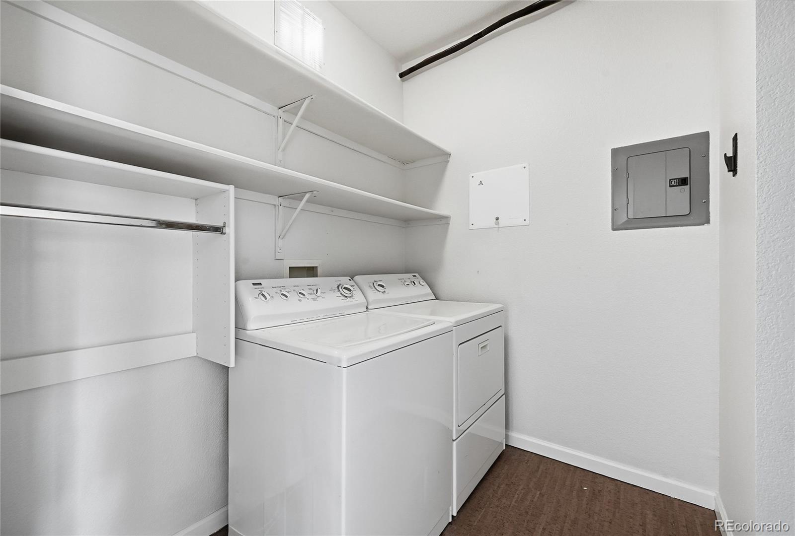 MLS Image #14 for 220  roslyn street,denver, Colorado