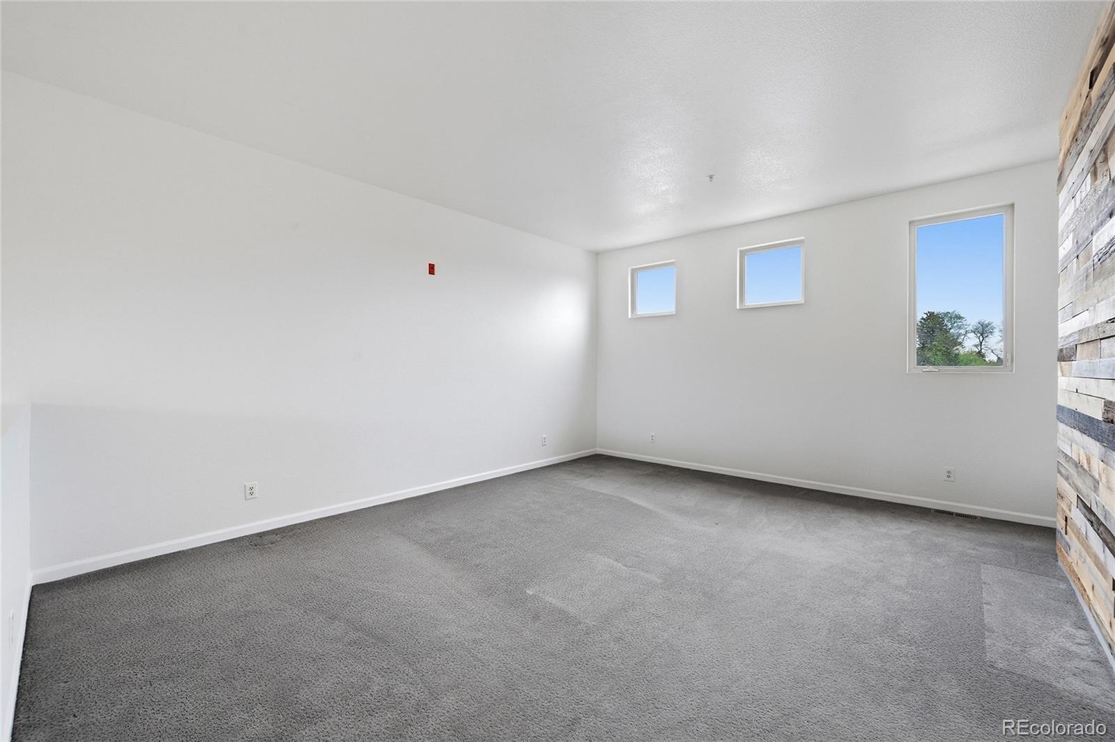 MLS Image #18 for 220  roslyn street,denver, Colorado