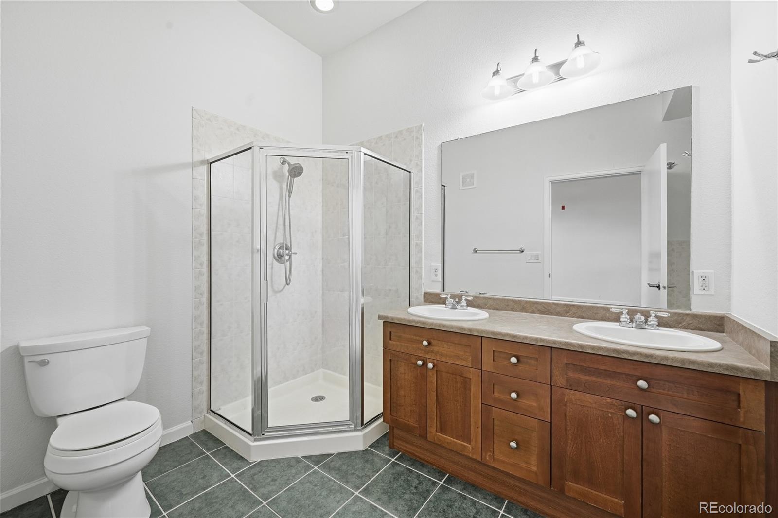 MLS Image #22 for 220  roslyn street,denver, Colorado