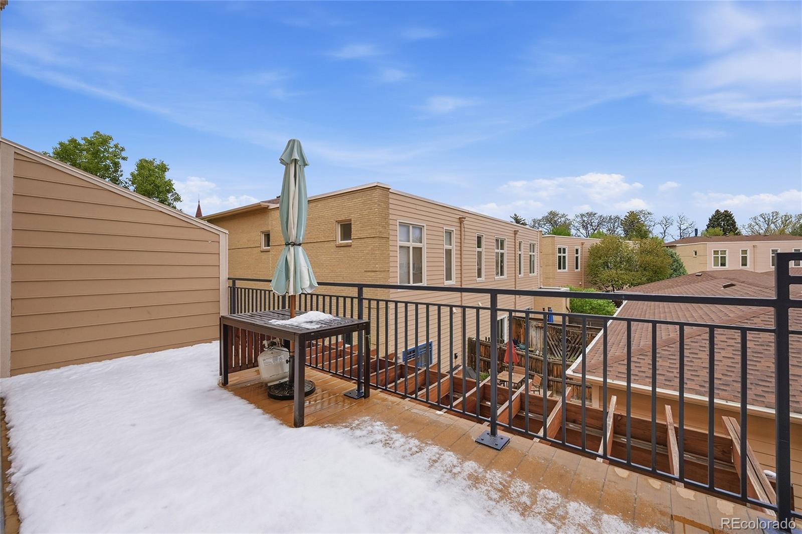 MLS Image #24 for 220  roslyn street,denver, Colorado