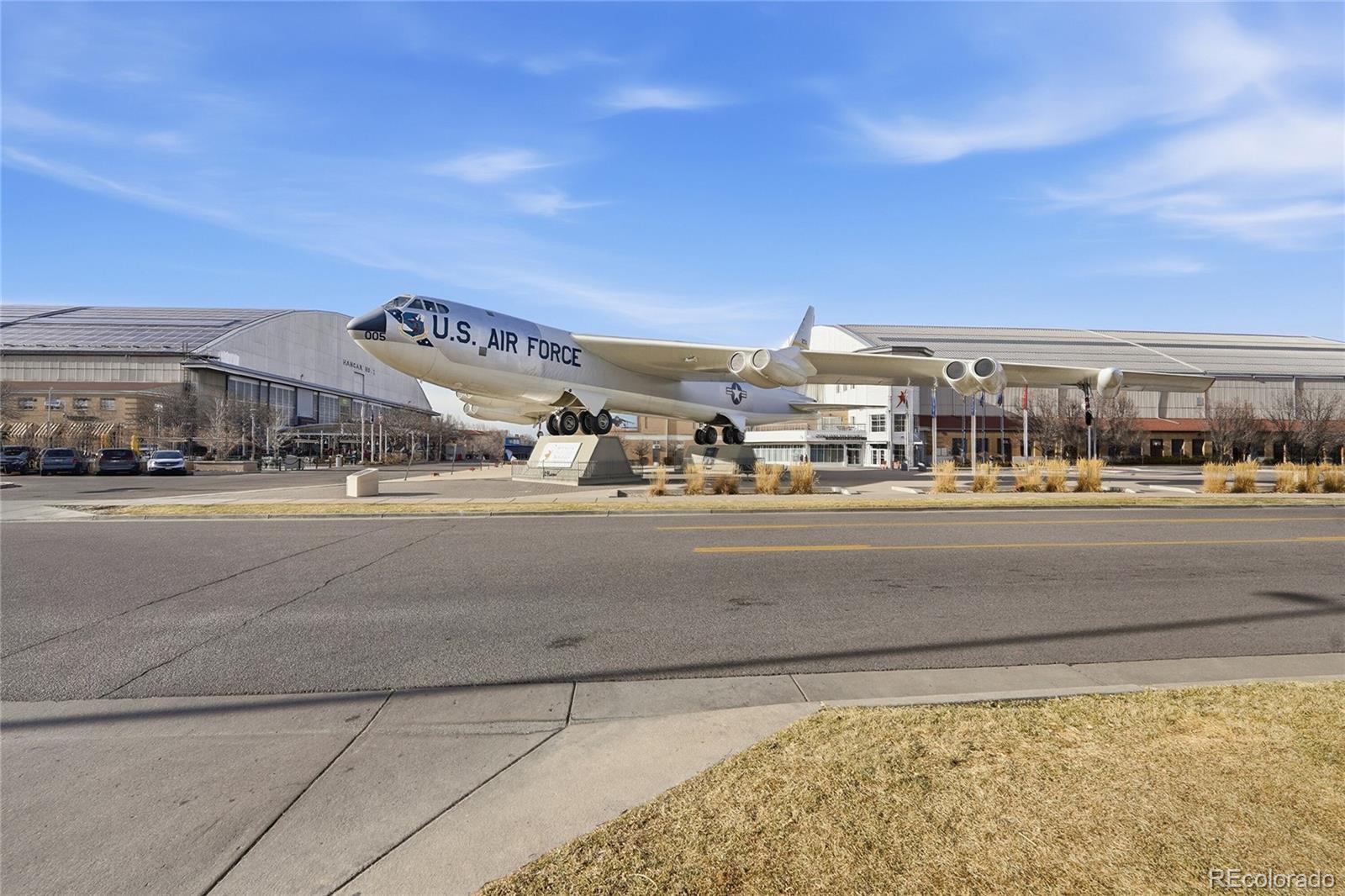 MLS Image #45 for 220  roslyn street,denver, Colorado