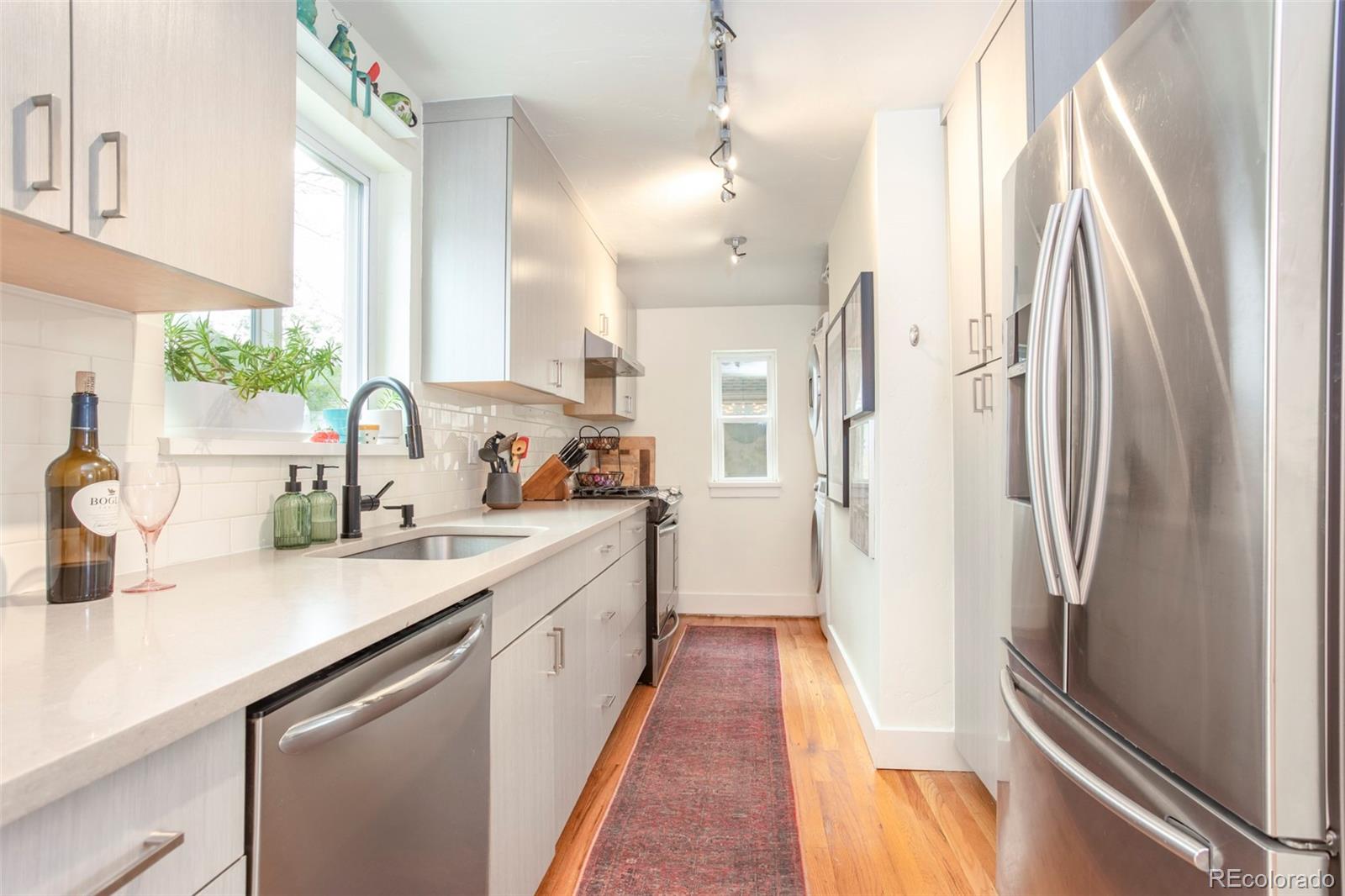 MLS Image #5 for 6920 e 5th avenue,denver, Colorado