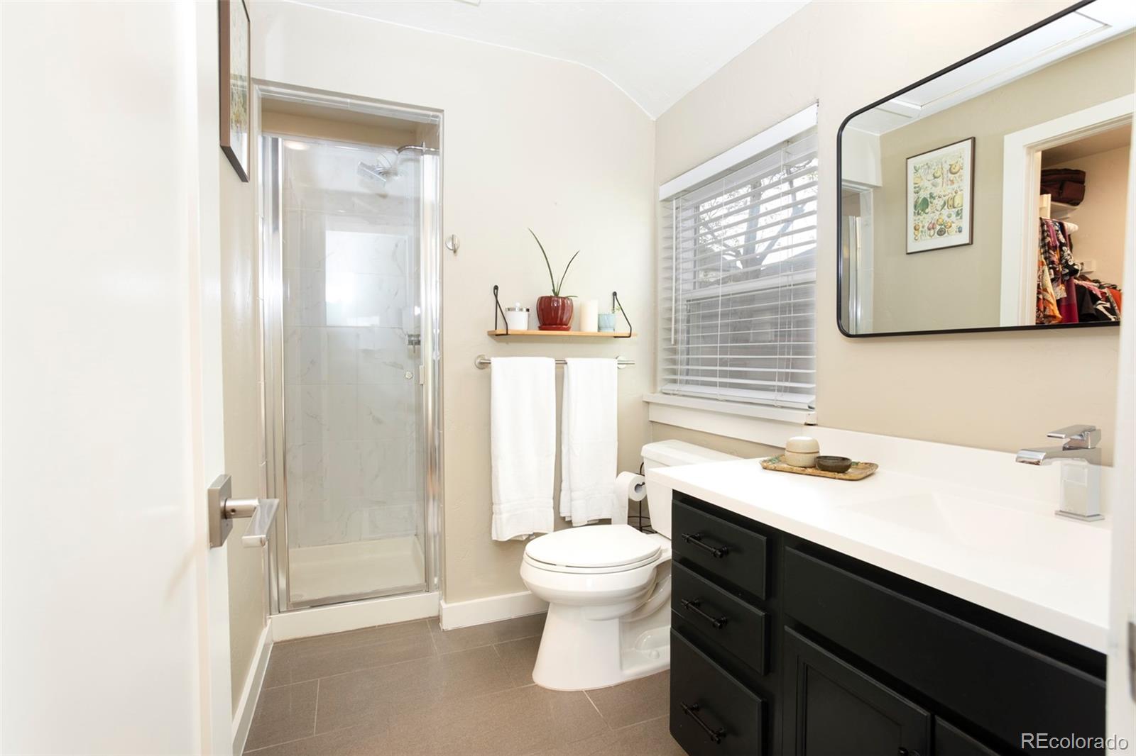 MLS Image #8 for 6920 e 5th avenue,denver, Colorado