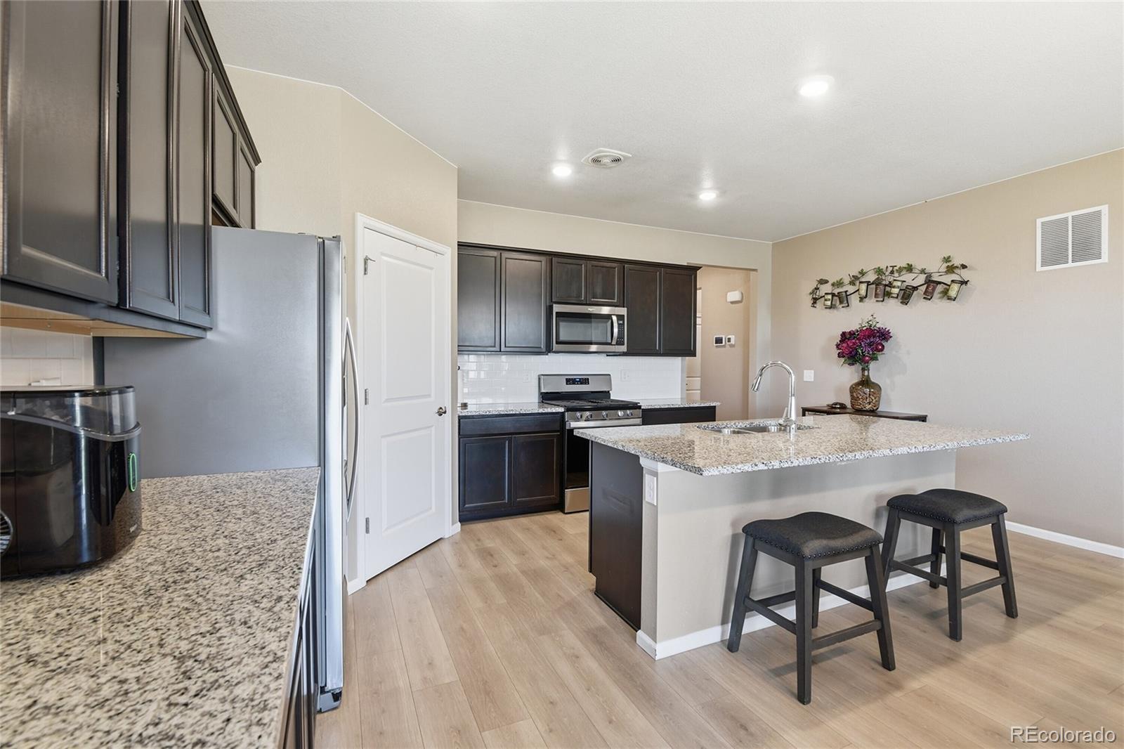 MLS Image #5 for 141 s quantock street,aurora, Colorado