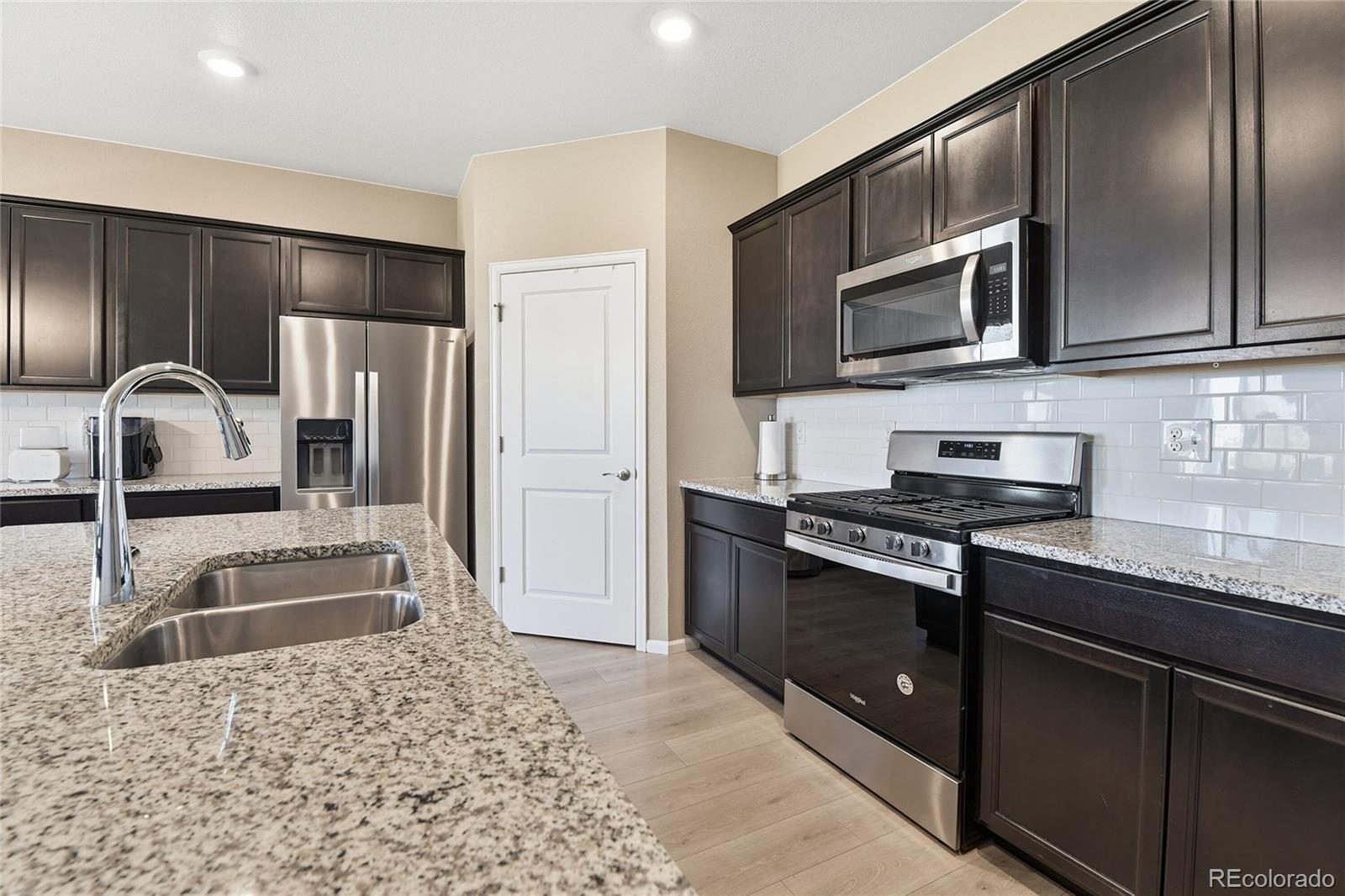 MLS Image #6 for 141 s quantock street,aurora, Colorado
