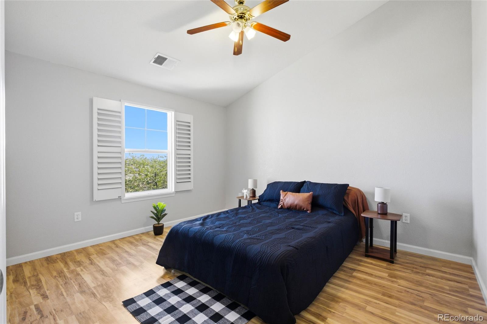 MLS Image #11 for 23306 e 5th place,aurora, Colorado