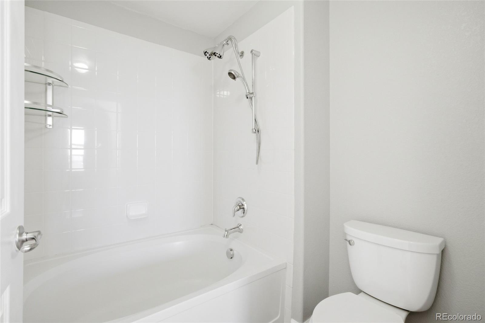 MLS Image #13 for 23306 e 5th place,aurora, Colorado