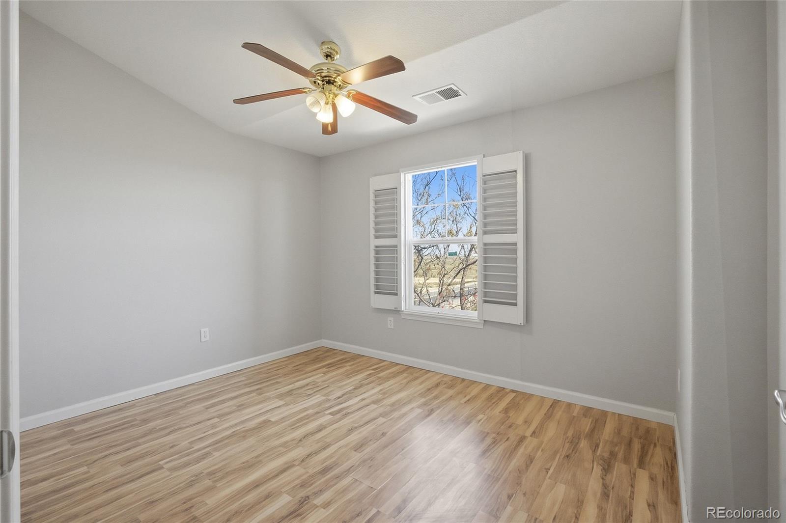 MLS Image #16 for 23306 e 5th place,aurora, Colorado