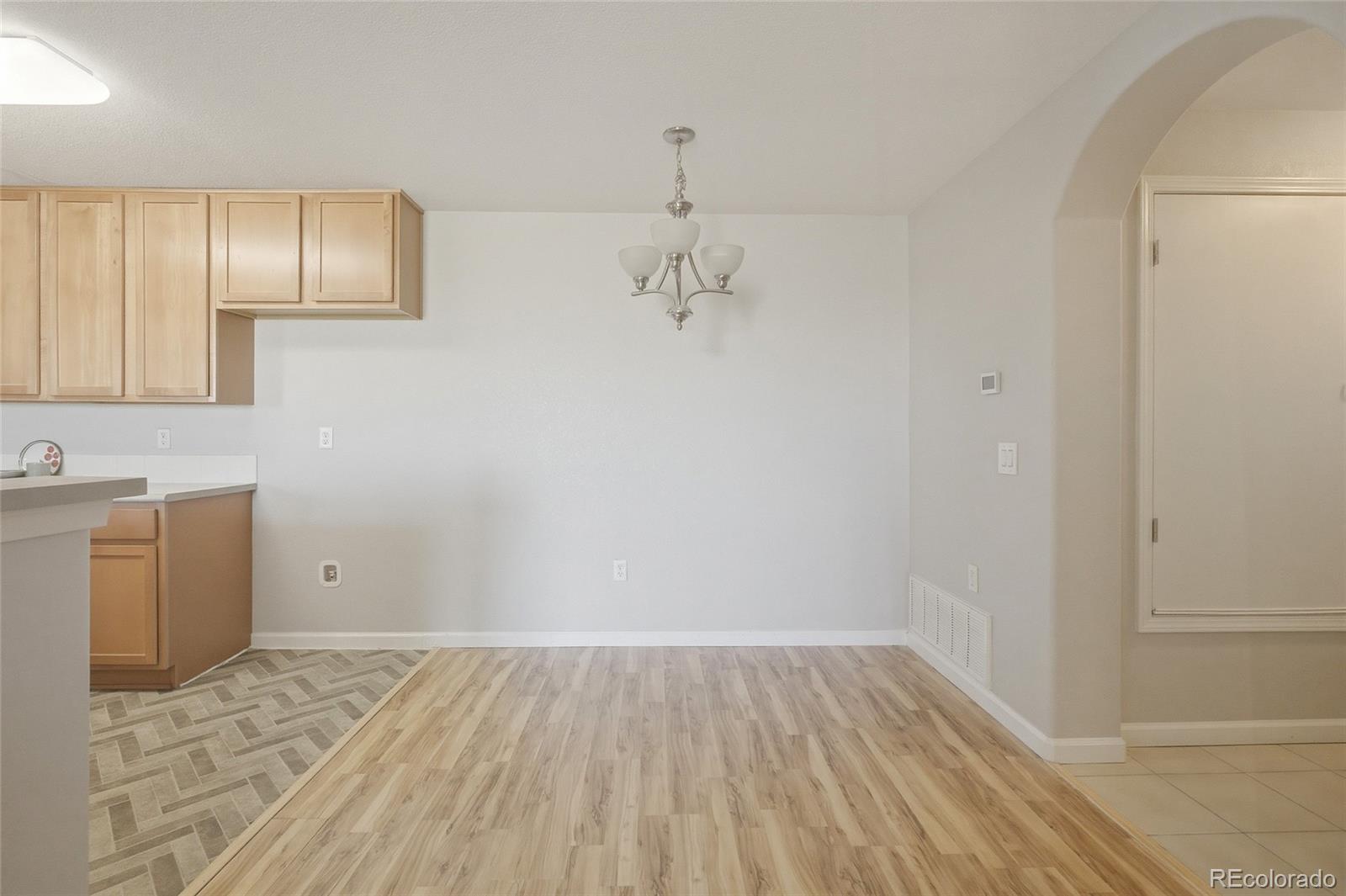 MLS Image #5 for 23306 e 5th place,aurora, Colorado