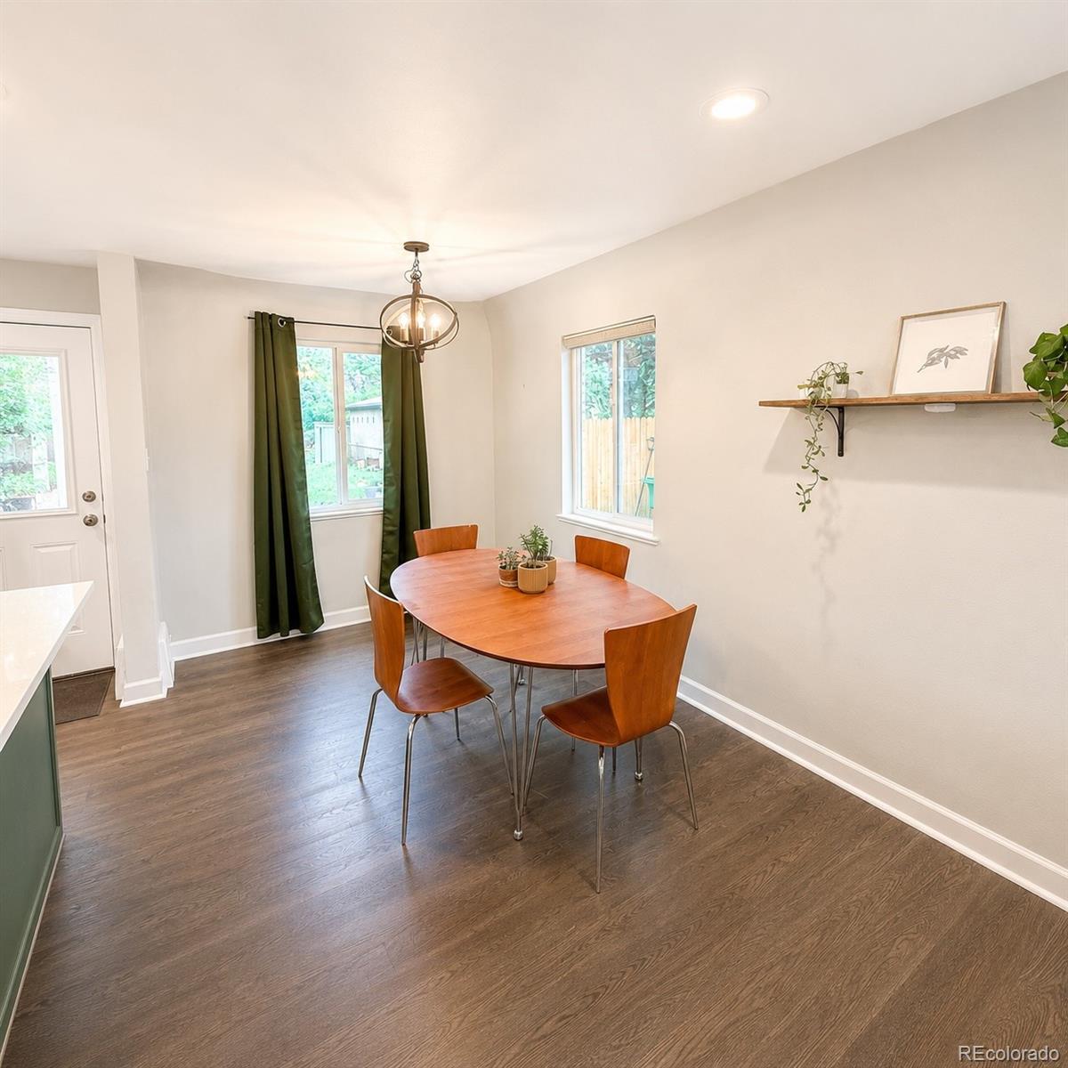 MLS Image #7 for 2216 s clermont street,denver, Colorado