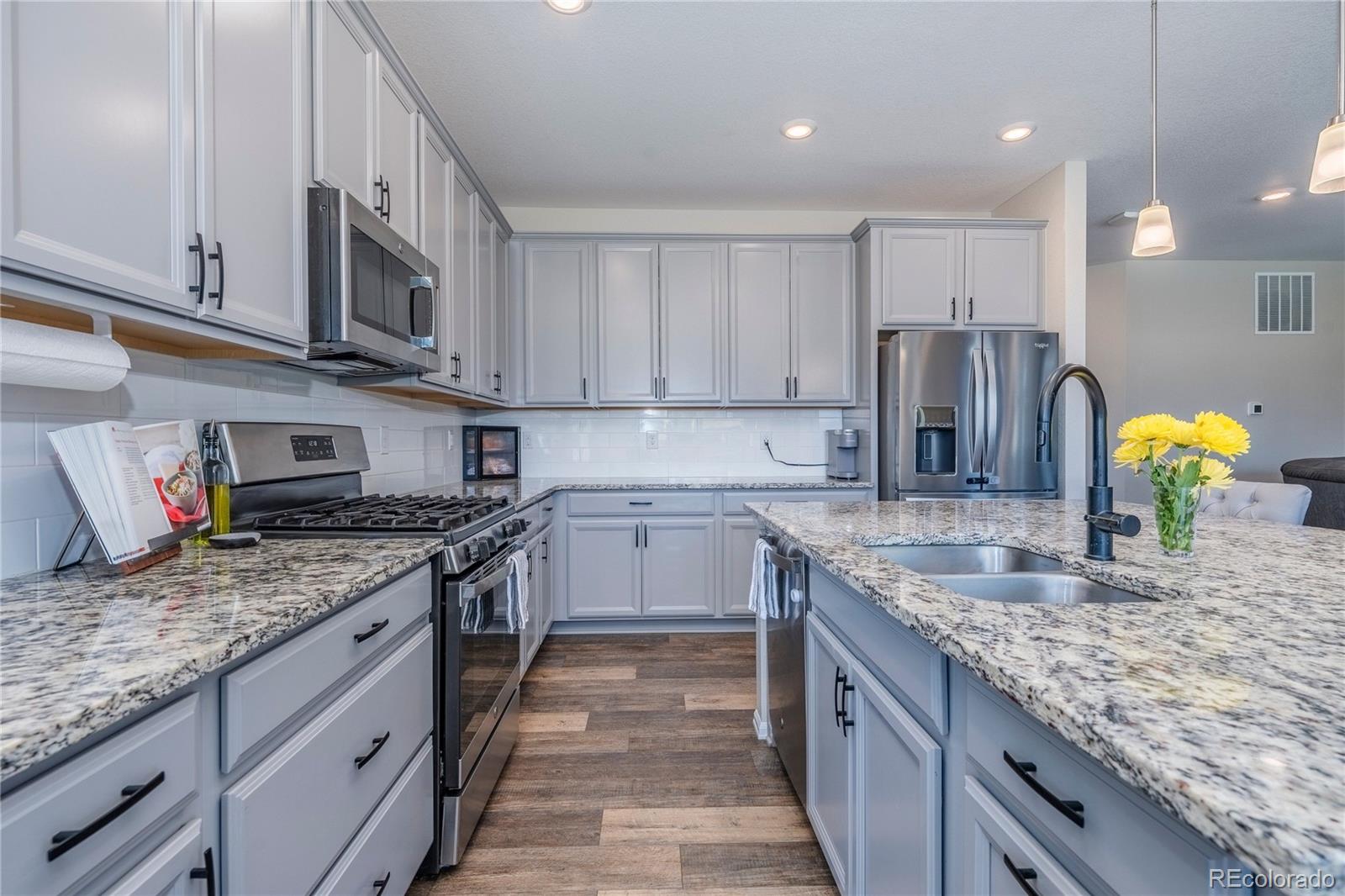 MLS Image #16 for 960  avena court,elizabeth, Colorado