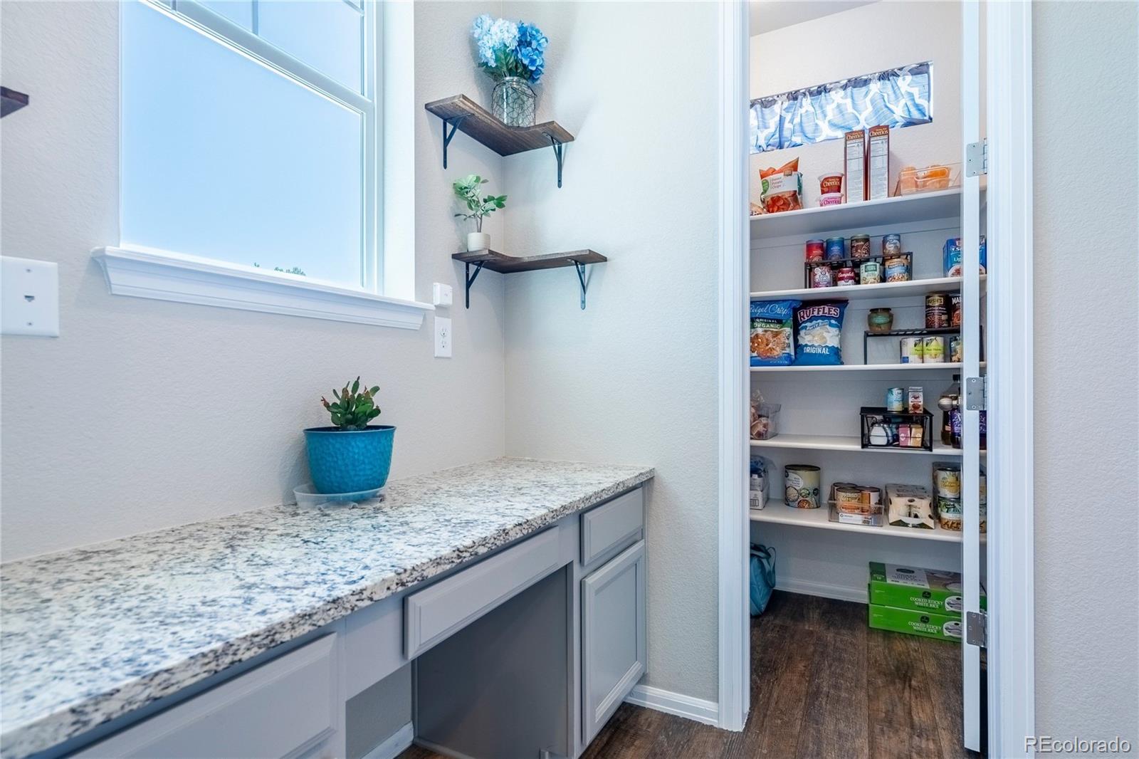 MLS Image #18 for 960  avena court,elizabeth, Colorado