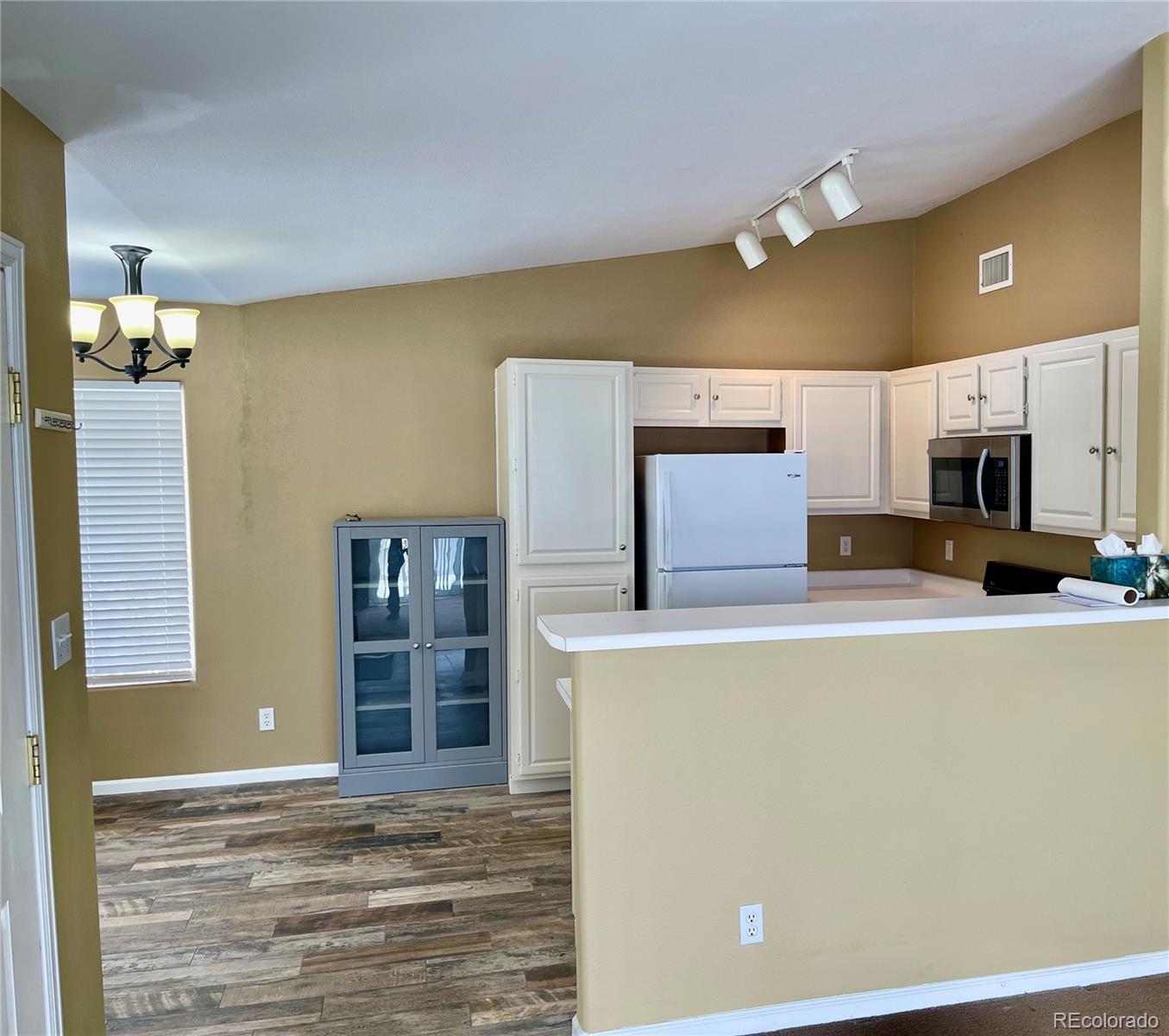 MLS Image #6 for 8304  pebble creek way 203,highlands ranch, Colorado