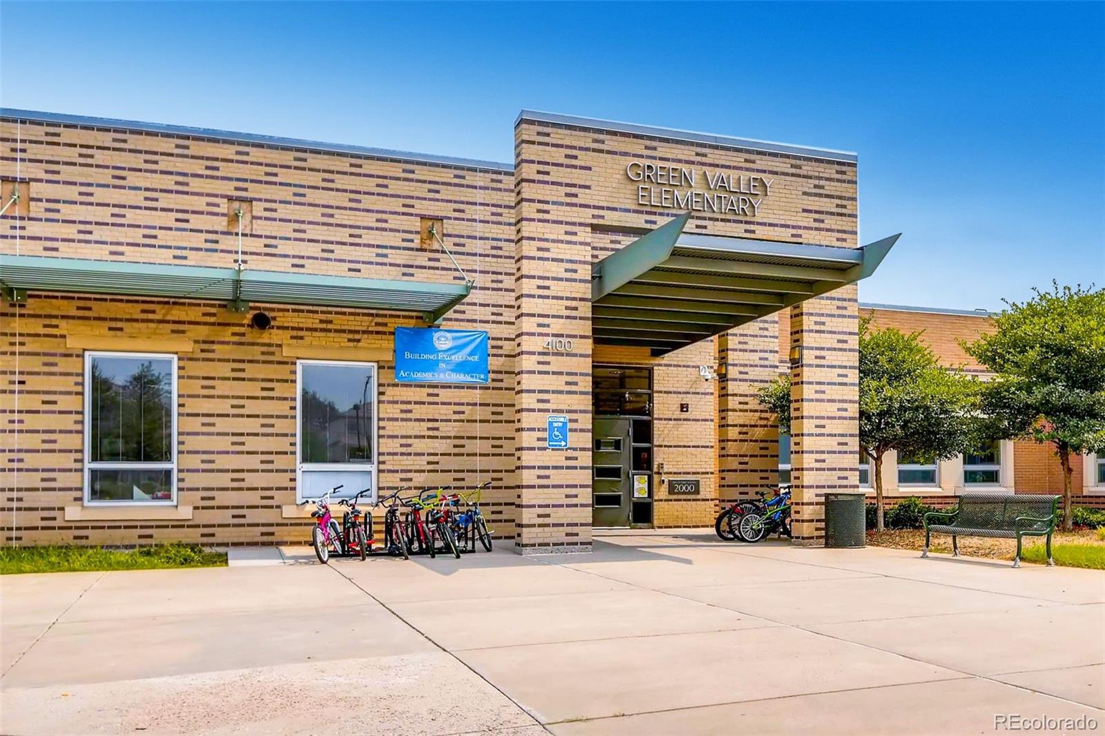 MLS Image #36 for 19809 e 41st avenue,denver, Colorado