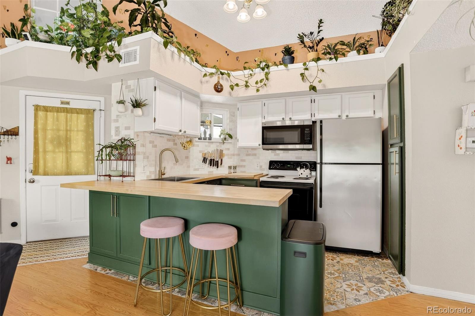MLS Image #13 for 11193  alcott street,denver, Colorado