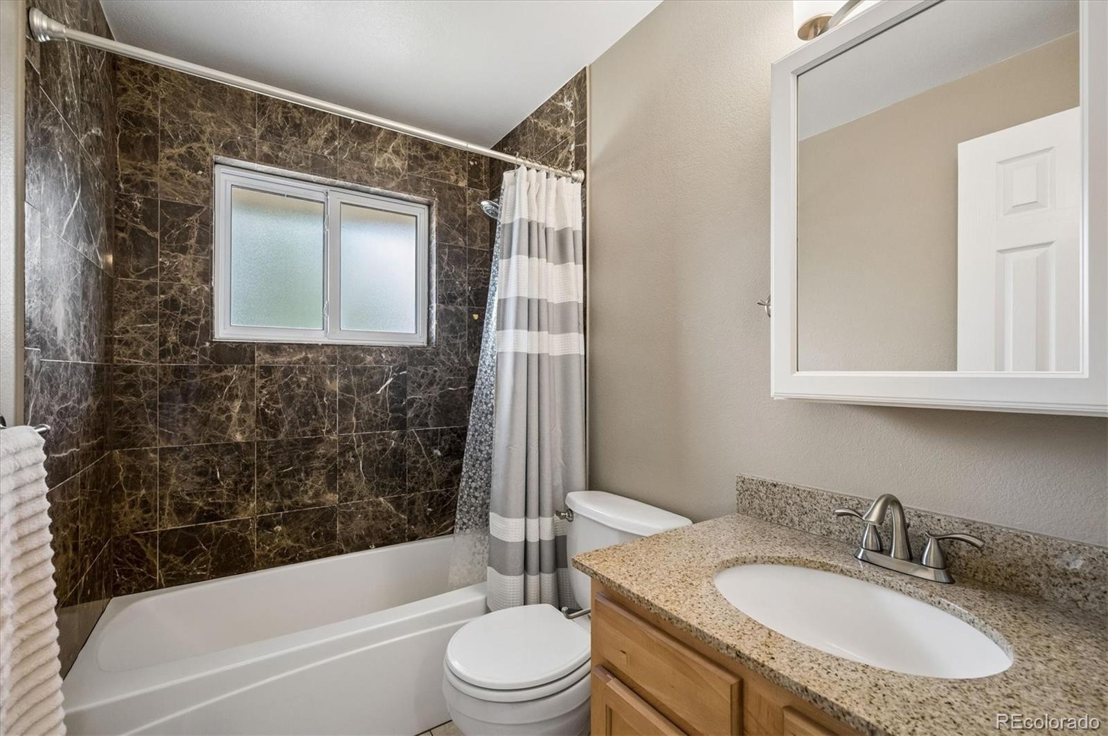 MLS Image #15 for 2846 s quay way,denver, Colorado