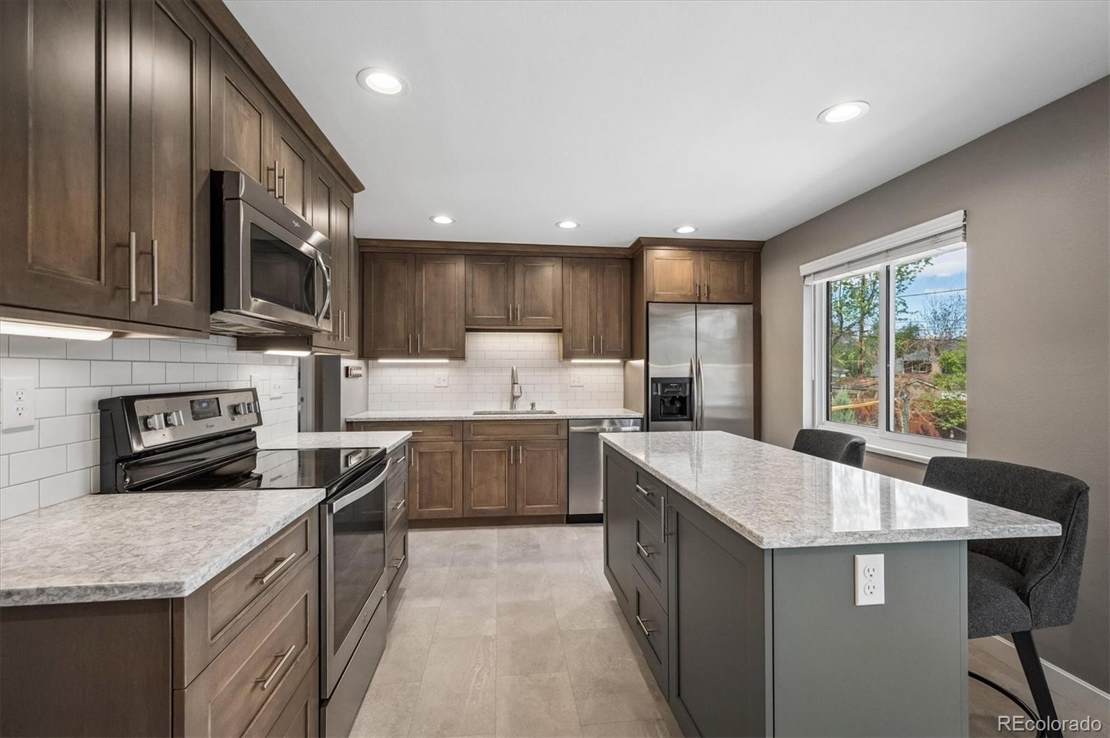 MLS Image #4 for 2846 s quay way,denver, Colorado