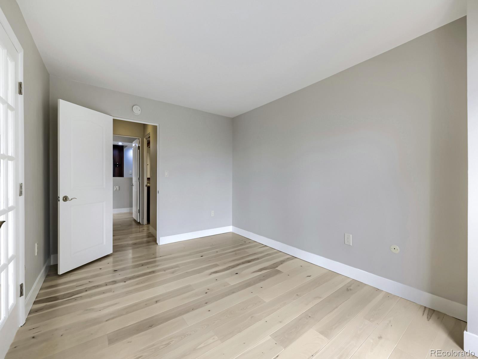 MLS Image #4 for 1625  larimer street 2003,denver, Colorado