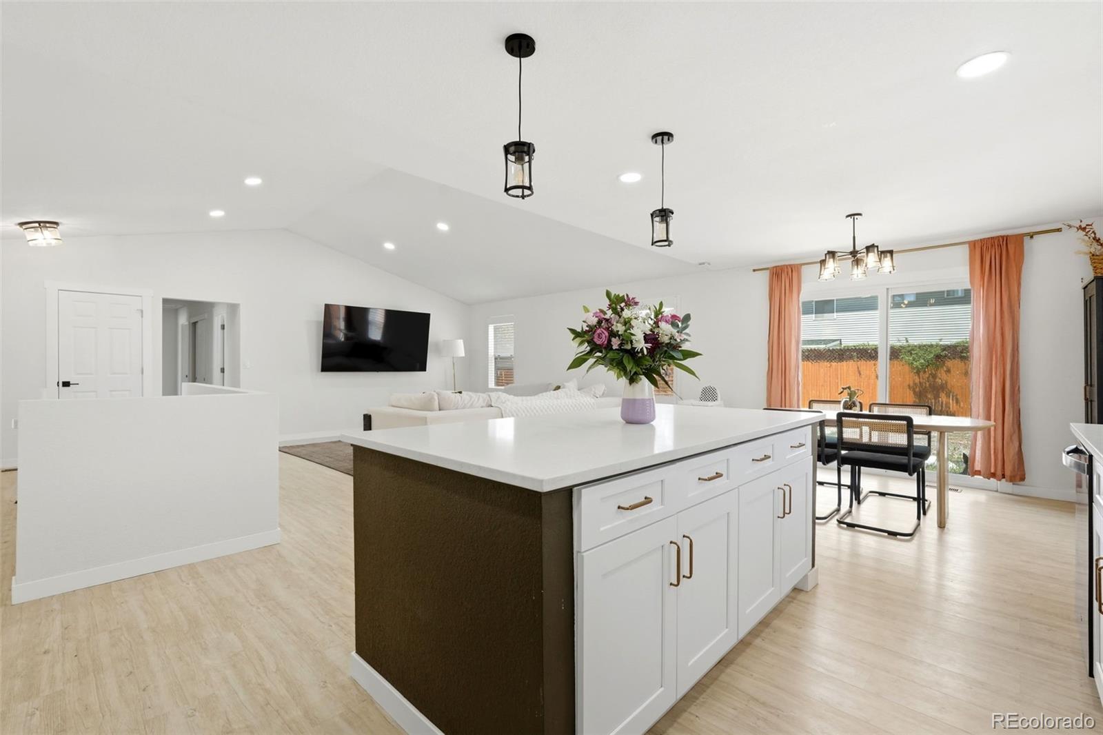MLS Image #8 for 12598  ash street,thornton, Colorado