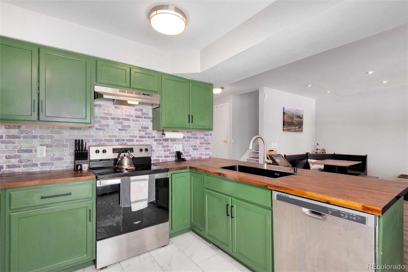 MLS Image #16 for 2625 s xanadu way,aurora, Colorado