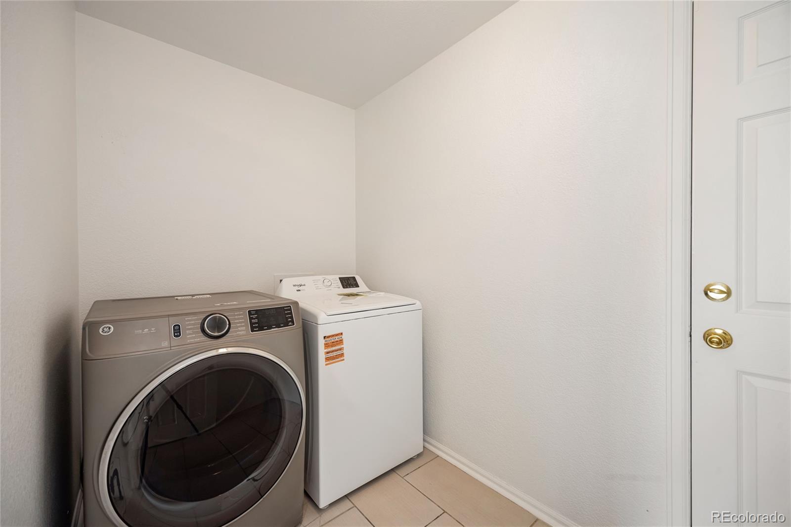 MLS Image #15 for 19308 e dickenson place,aurora, Colorado