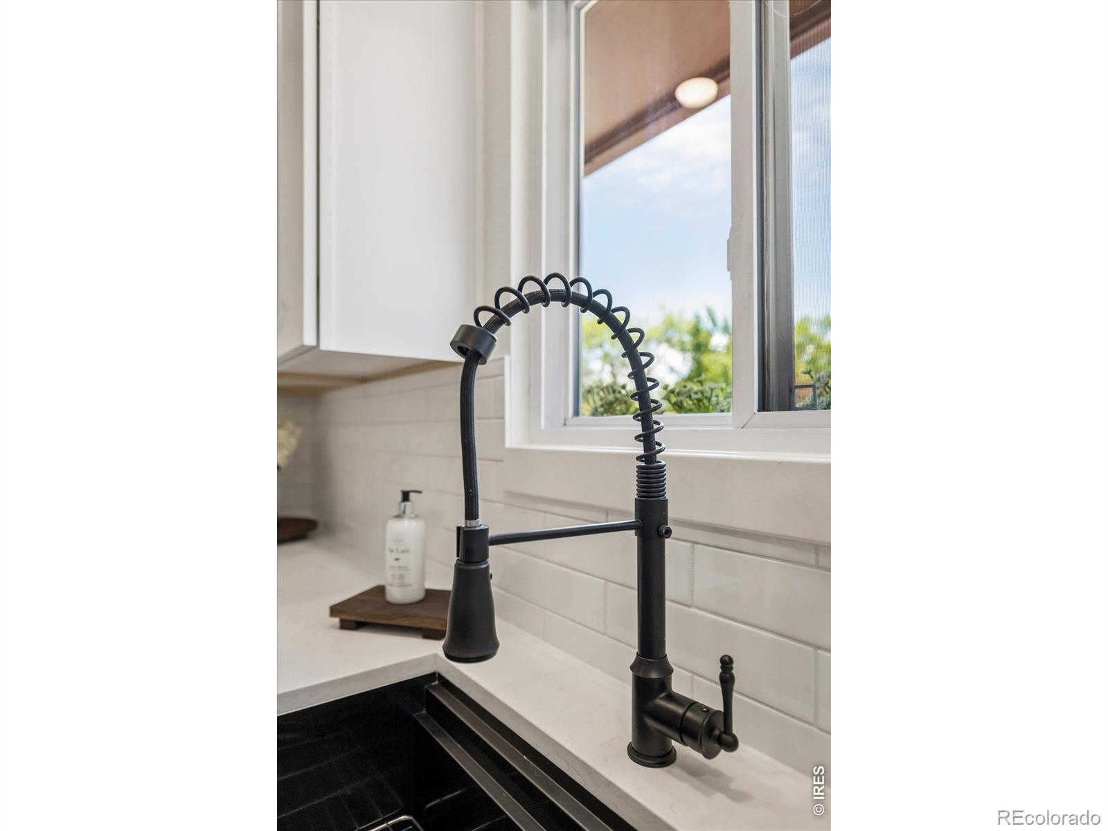MLS Image #14 for 1610  longs peak drive,louisville, Colorado