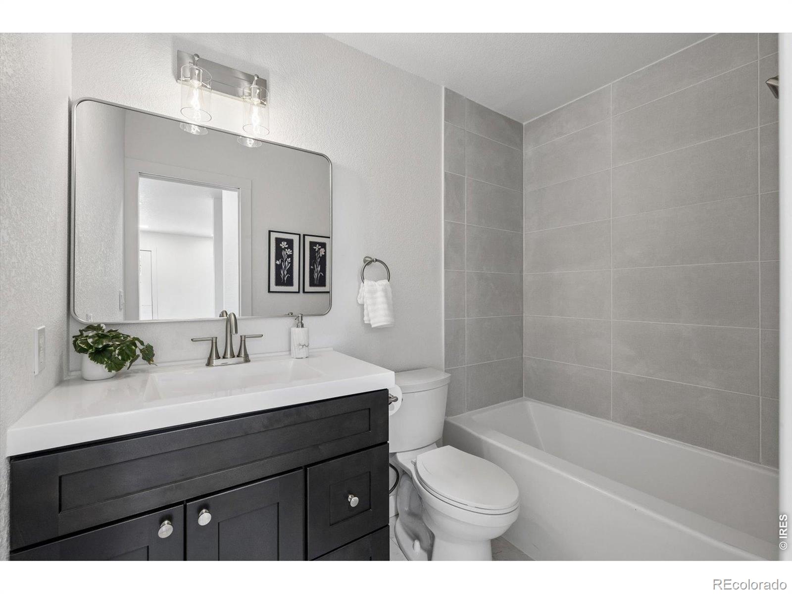 MLS Image #21 for 1610  longs peak drive,louisville, Colorado