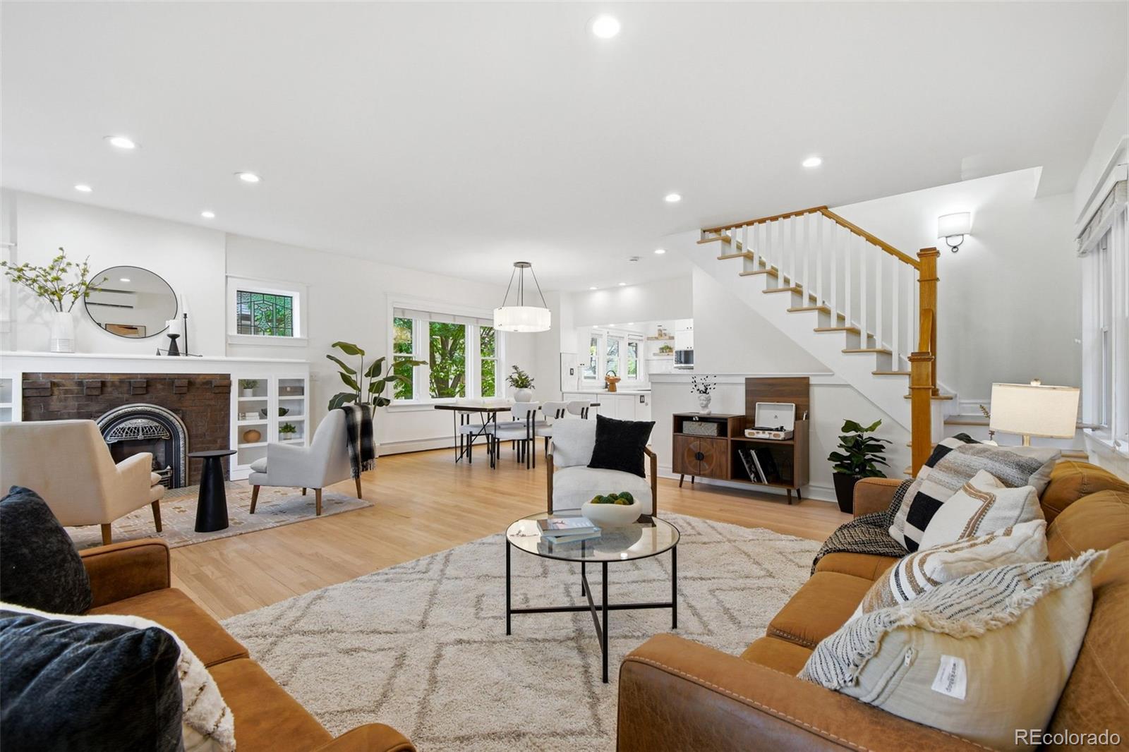 MLS Image #14 for 915 s downing street,denver, Colorado