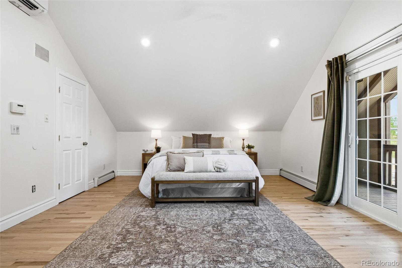 MLS Image #25 for 915 s downing street,denver, Colorado
