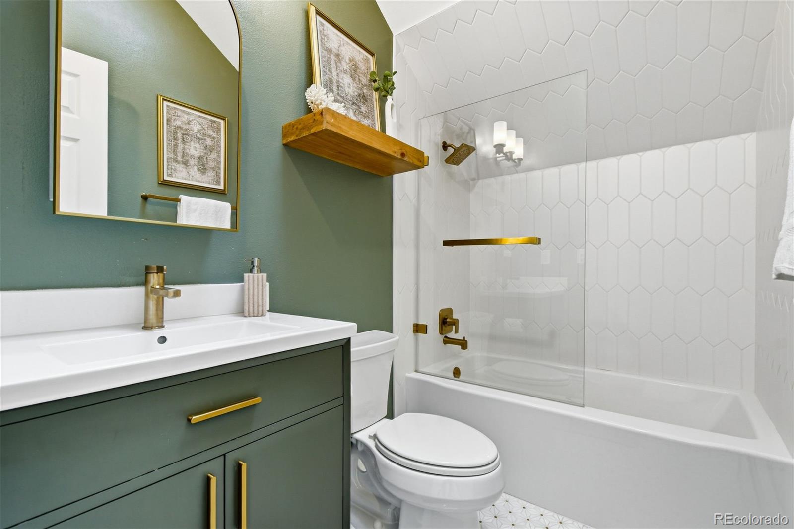 MLS Image #38 for 915 s downing street,denver, Colorado