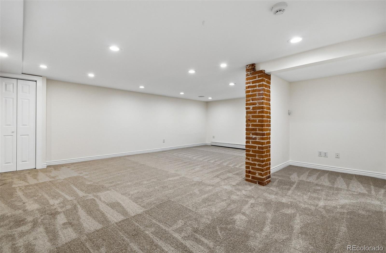 MLS Image #39 for 915 s downing street,denver, Colorado