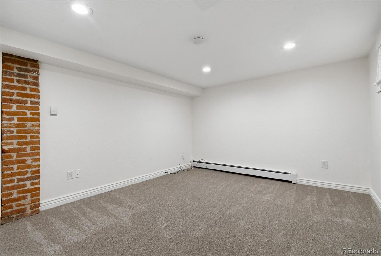 MLS Image #42 for 915 s downing street,denver, Colorado