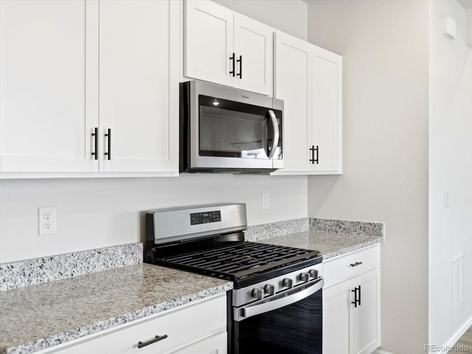 MLS Image #11 for 603  97th avenue,greeley, Colorado